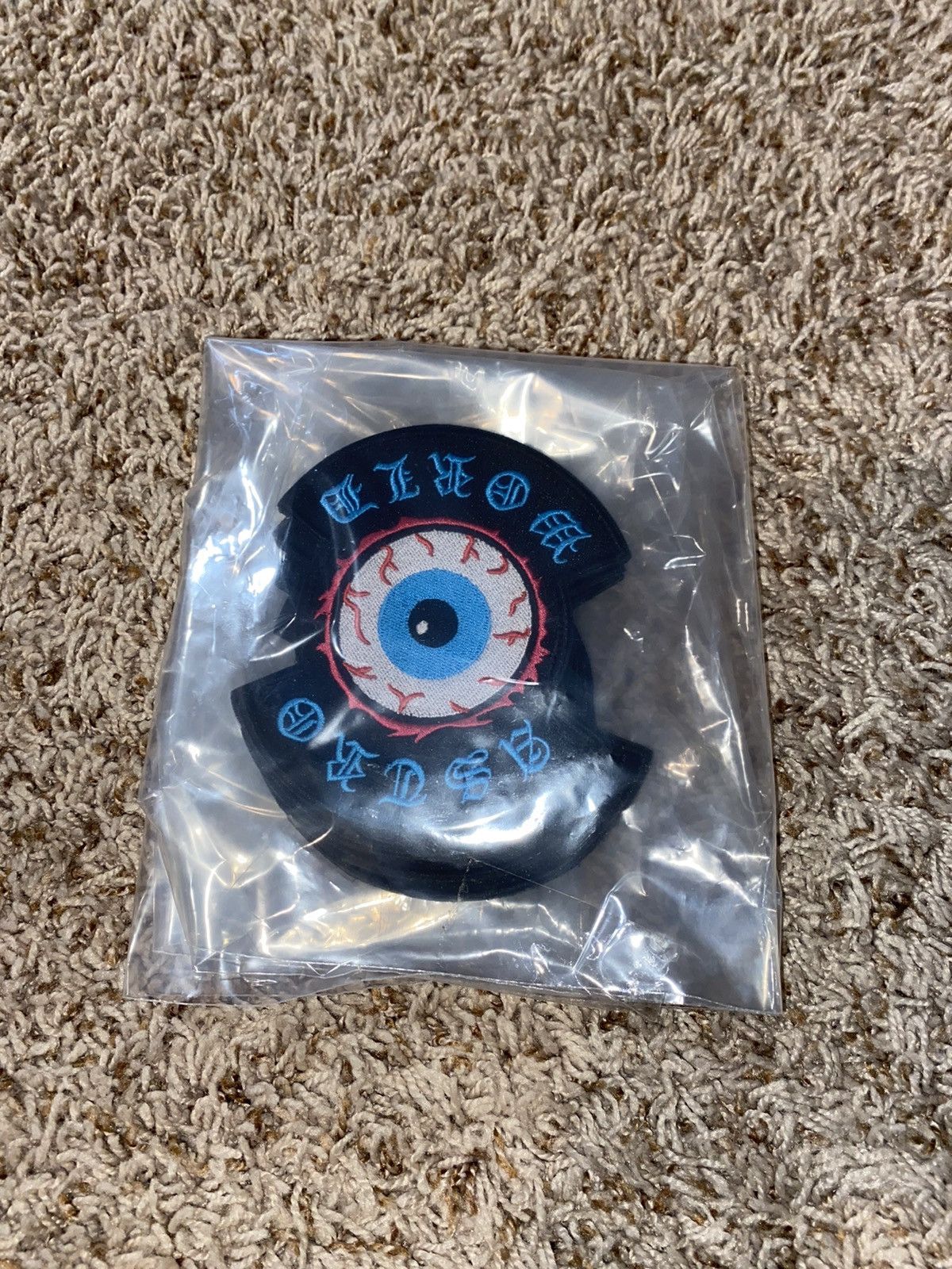Travis Scott Travis Scott Astroworld 2021 Embroidered Eyeball Patch Size ONE SIZE - 4 Thumbnail