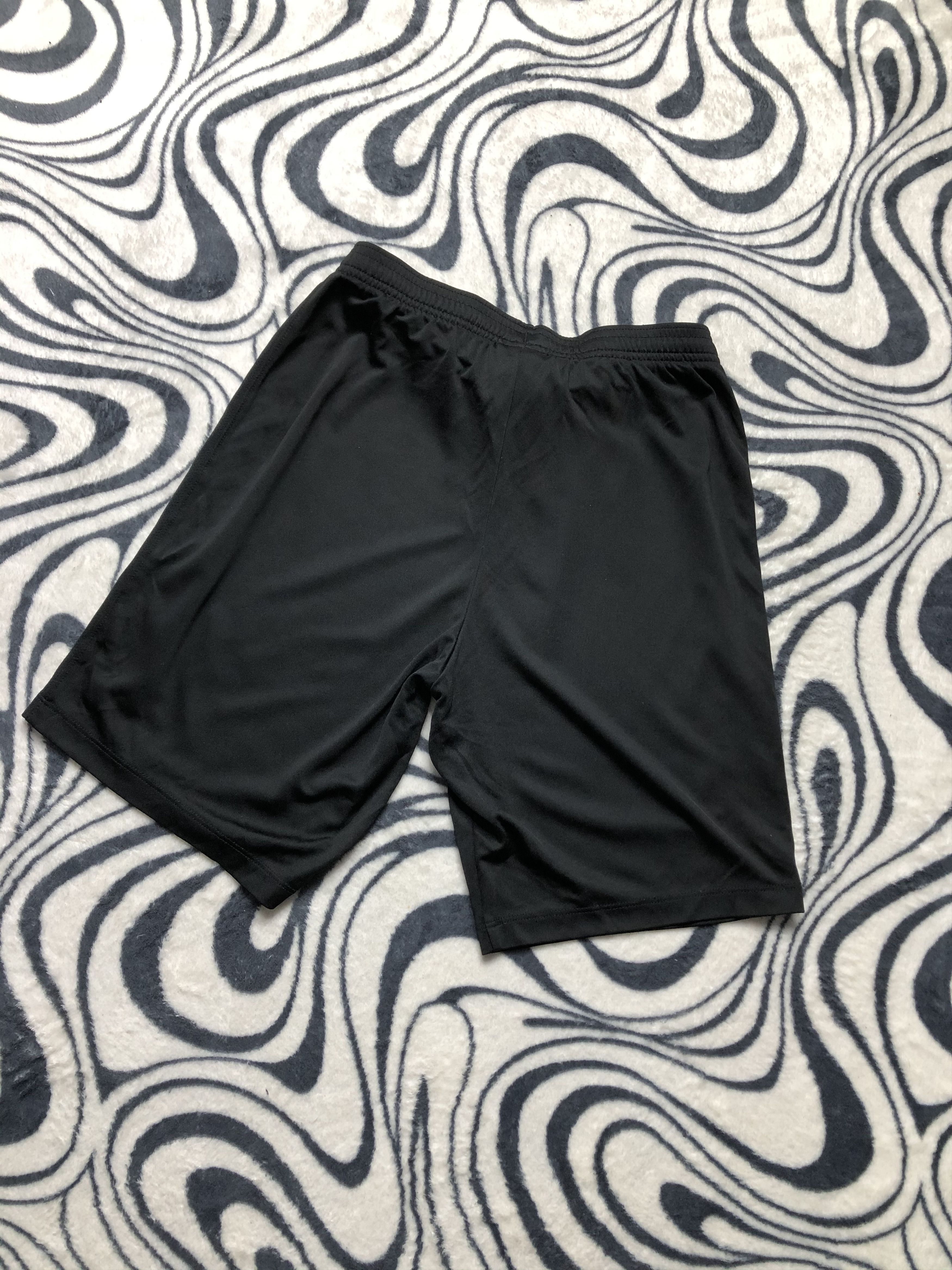 Nike Nike Vintage Mens Shorts Dri Fit Y2K Swoosh Size US 30 / EU 46 - 5 Thumbnail