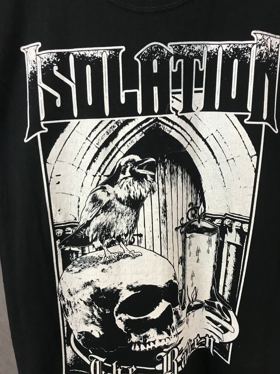 Vintage Isolation skulls art rock tee Size US M / EU 48-50 / 2 - 3 Thumbnail