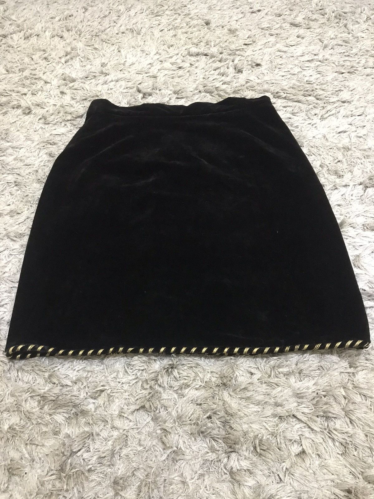 Betsey Johnson 🔥🔥🔥Vintage Betsey Johnson Luxe Velvet Mini Skirt Size 26" / US 2 / IT 38 - 2 Thumbnail