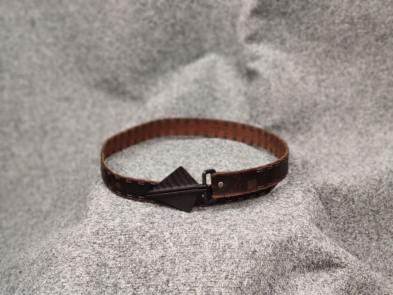 Vintage Vintage 90s Guess Style Japan Leather Dark Belt Avant Garde Size ONE SIZE - 8 Thumbnail
