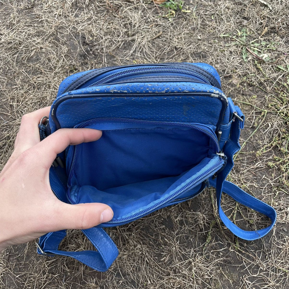 Vintage Vintage 90s Nike Nylon Crossbody Shoulder Bag Blue Grunge OS Size ONE SIZE - 6 Thumbnail