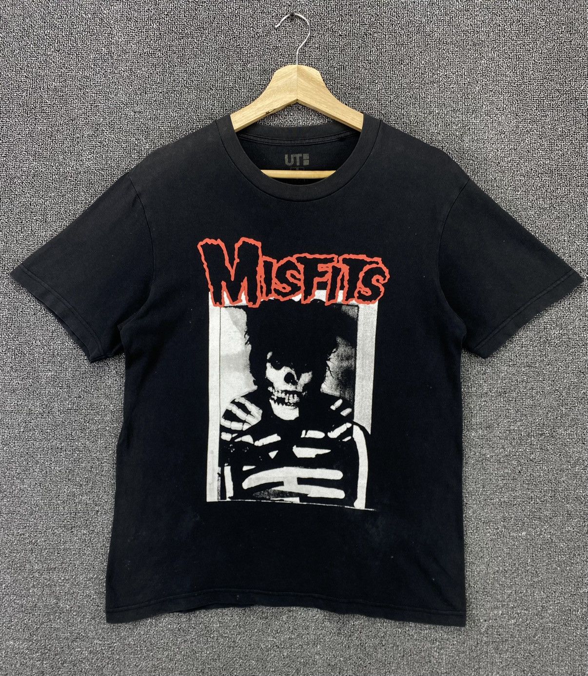 Band Tees Misfits Skulls x Uniqlo Punk Rock Band Tees T Shirts Size US M / EU 48-50 / 2 - 1 Thumbnail