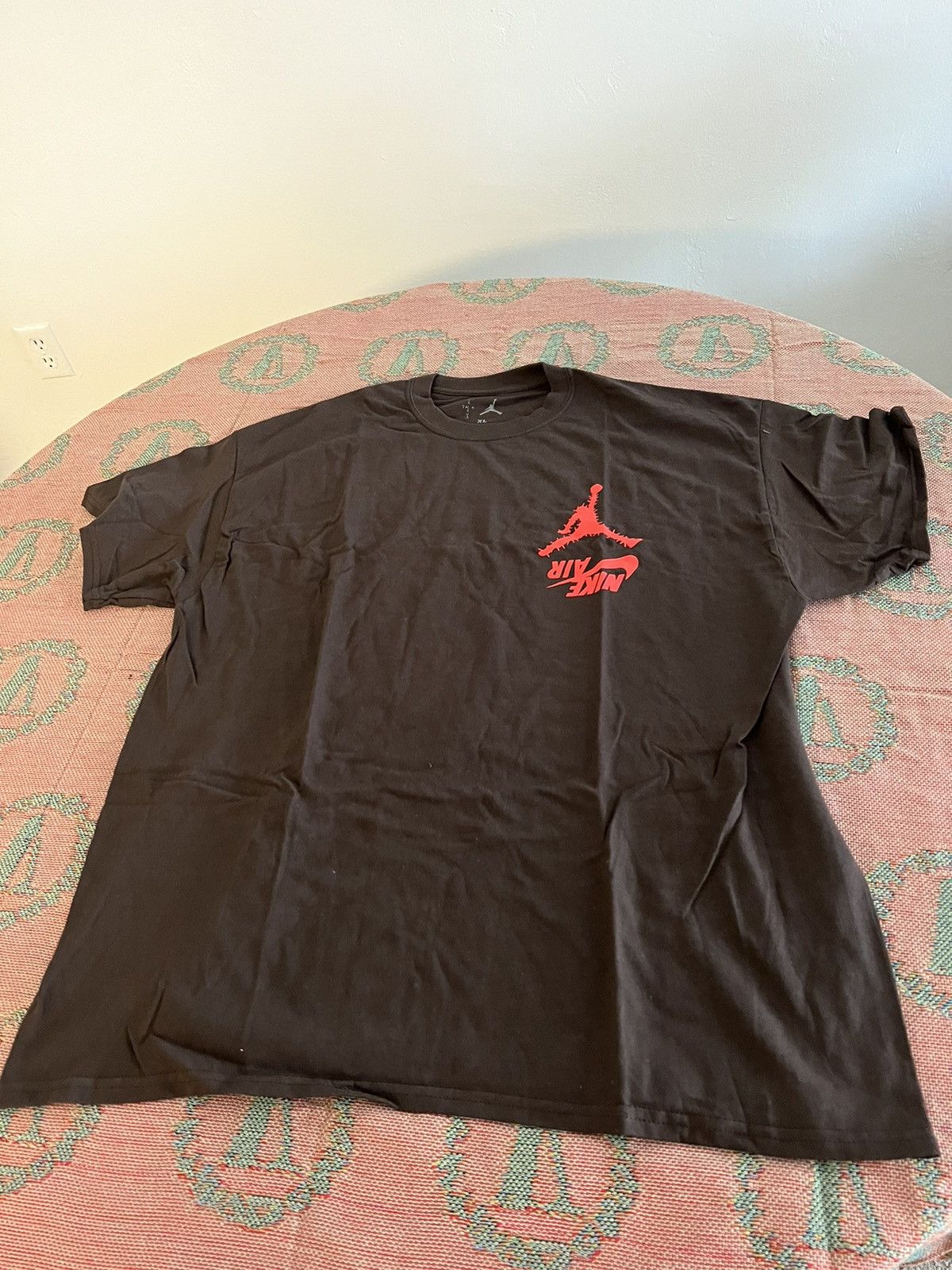travis scott jordan highest tee