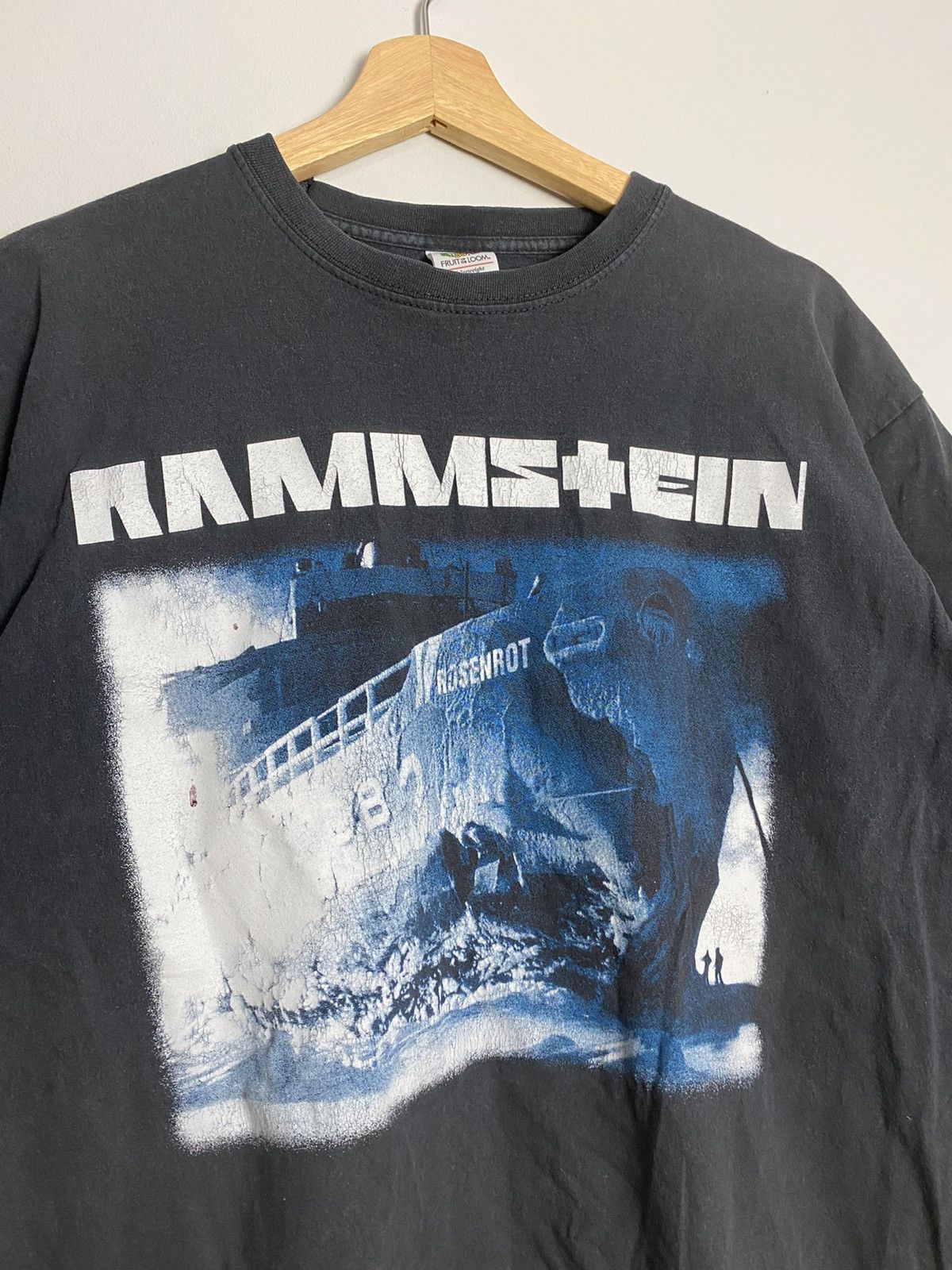 Band Tees Vintage 00s Rammstein Rosenrot (Iron Maiden Marilyn Manson) Size US L / EU 52-54 / 3 - 3 Thumbnail