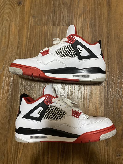 mens fire red 4