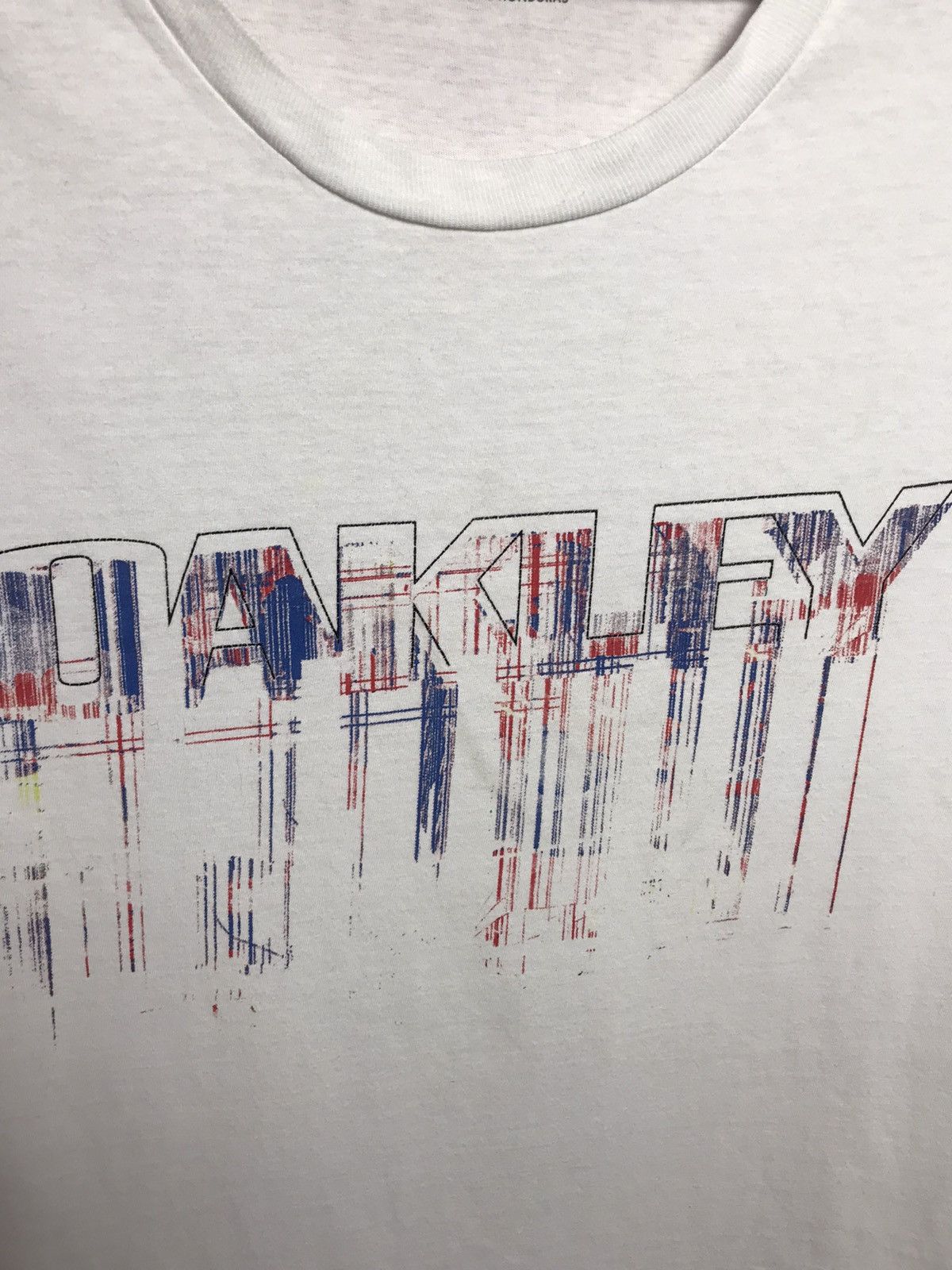 Oakley Oakley streetwear vintage tee Size US M / EU 48-50 / 2 - 3 Thumbnail