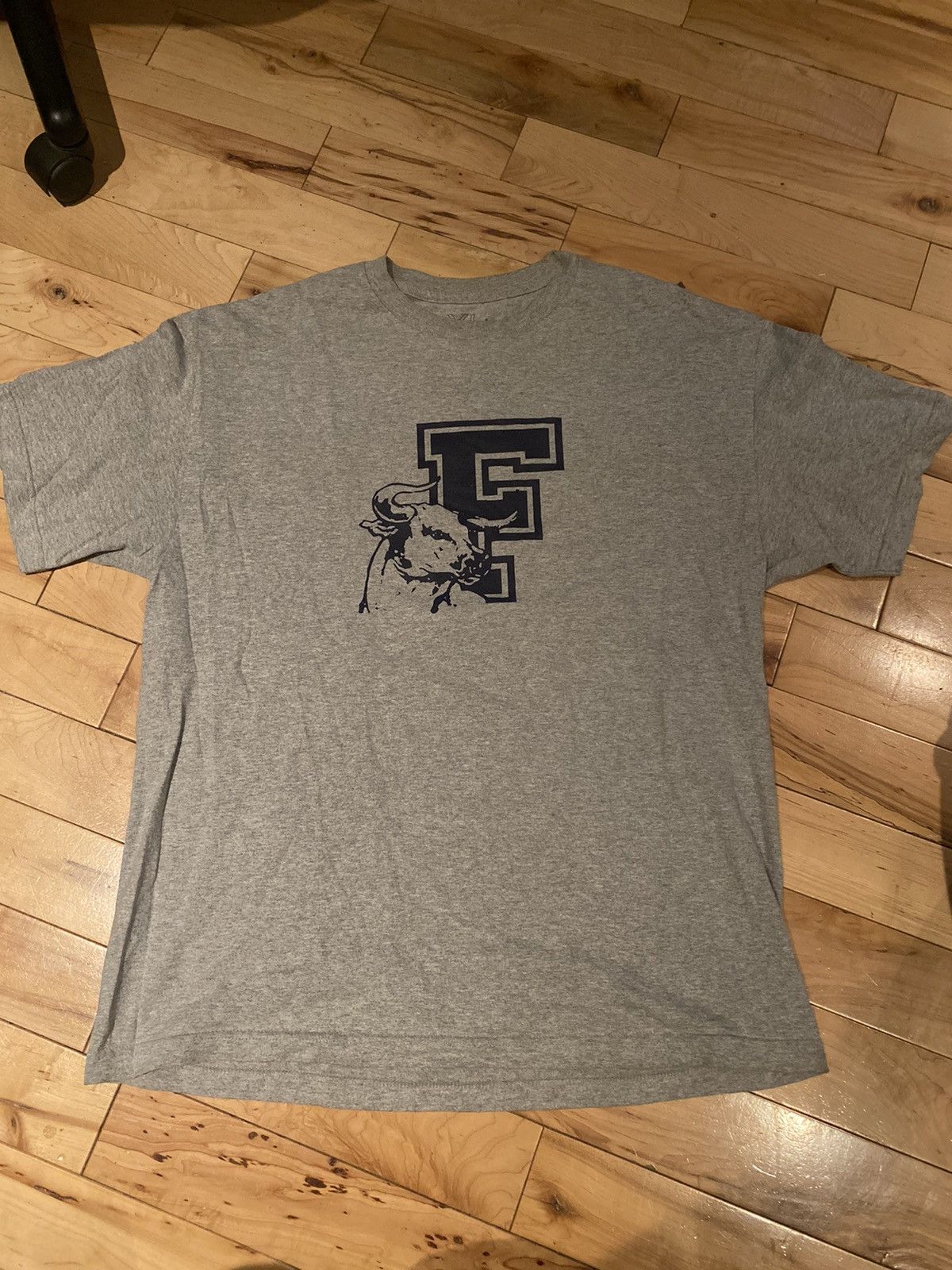 Foulplay Company Heather Grey Purple Goat Ox College F Logo Tee XL Size US XL / EU 56 / 4 - 1 Thumbnail