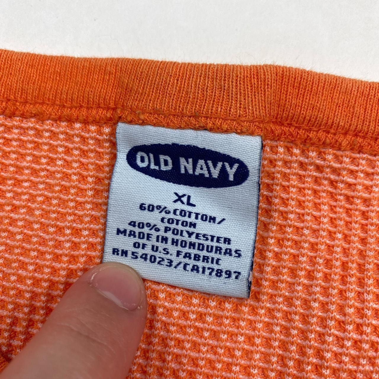 Old Navy Old Navy vintage graphic waffle knit thermal long sleeve Size US L / EU 52-54 / 3 - 4 Thumbnail