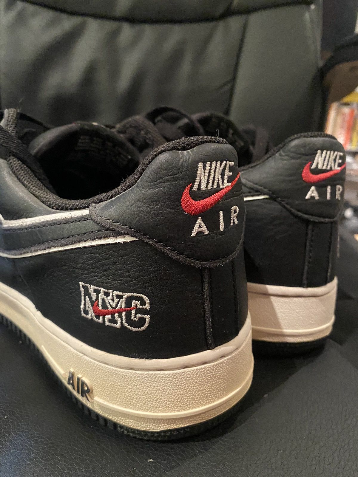 Nike Air Force 1 Low Retro Black NYC 2016 Kith Size US 10.5 / EU 43-44 - 3 Thumbnail