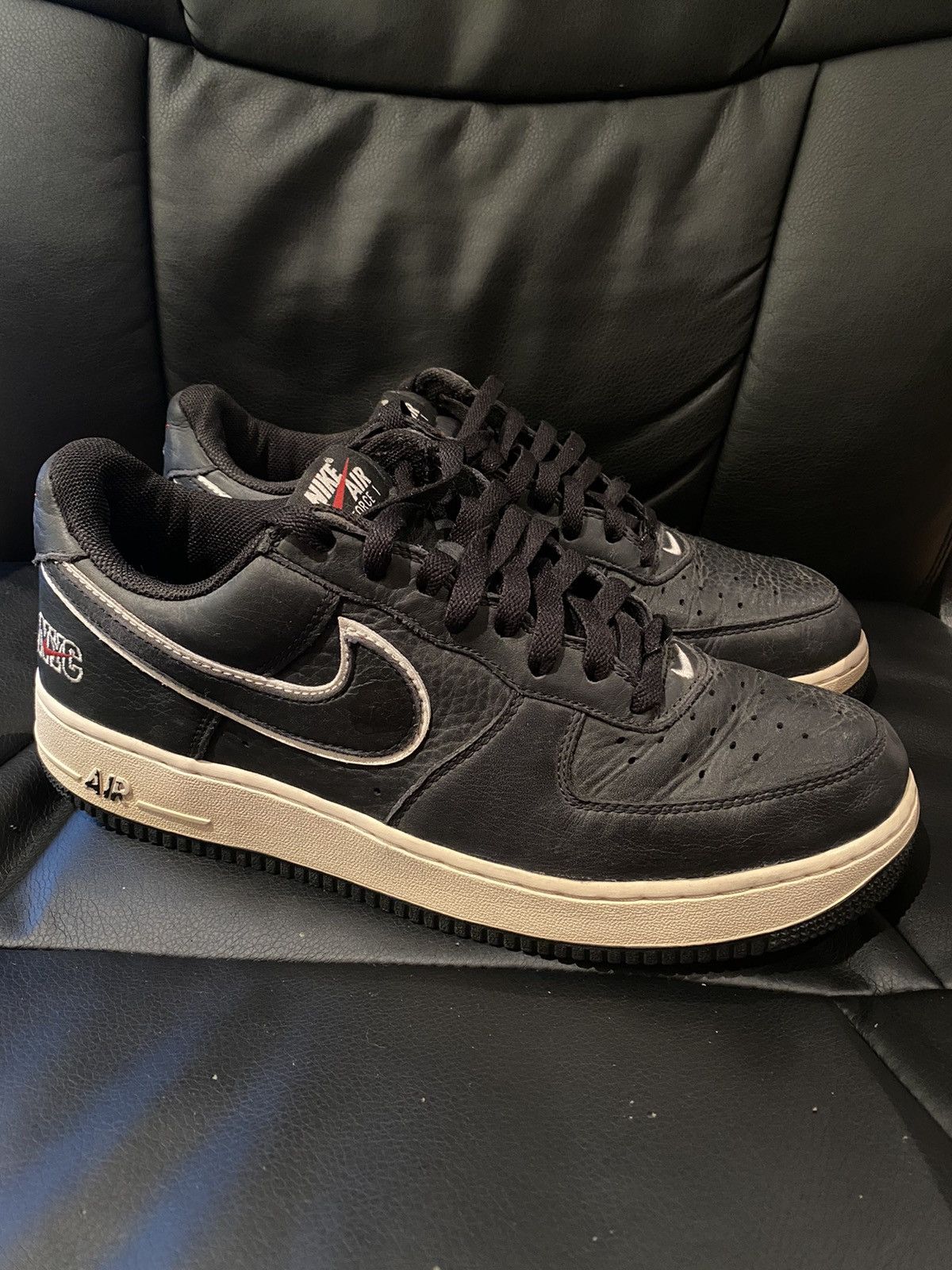 Nike Air Force 1 Low Retro Black NYC 2016 Kith Size US 10.5 / EU 43-44 - 1 Thumbnail