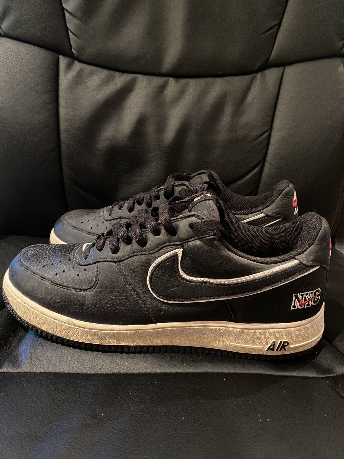 Nike Air Force 1 Low Retro Black NYC 2016 Kith Size US 10.5 / EU 43-44 - 2 Thumbnail