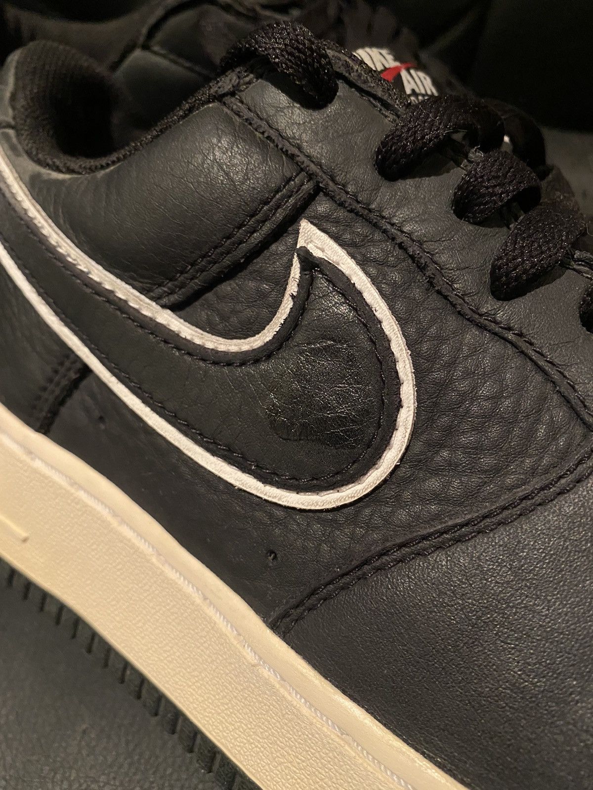 Nike Air Force 1 Low Retro Black NYC 2016 Kith Size US 10.5 / EU 43-44 - 11 Thumbnail