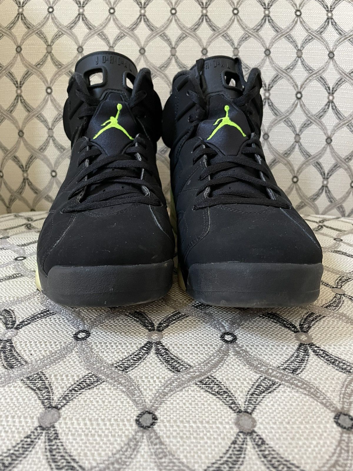 Jordan Brand Air Jordan 6 - Electric Green (Glow in the Dark)- Men’s 13 Size US 13 / EU 46 - 4 Thumbnail