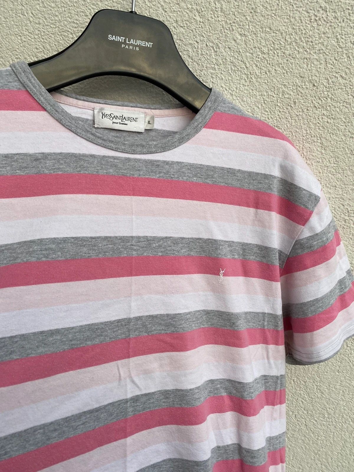 Pinky YSL Logo T-shirt Yves Saint Laurent T-shirt