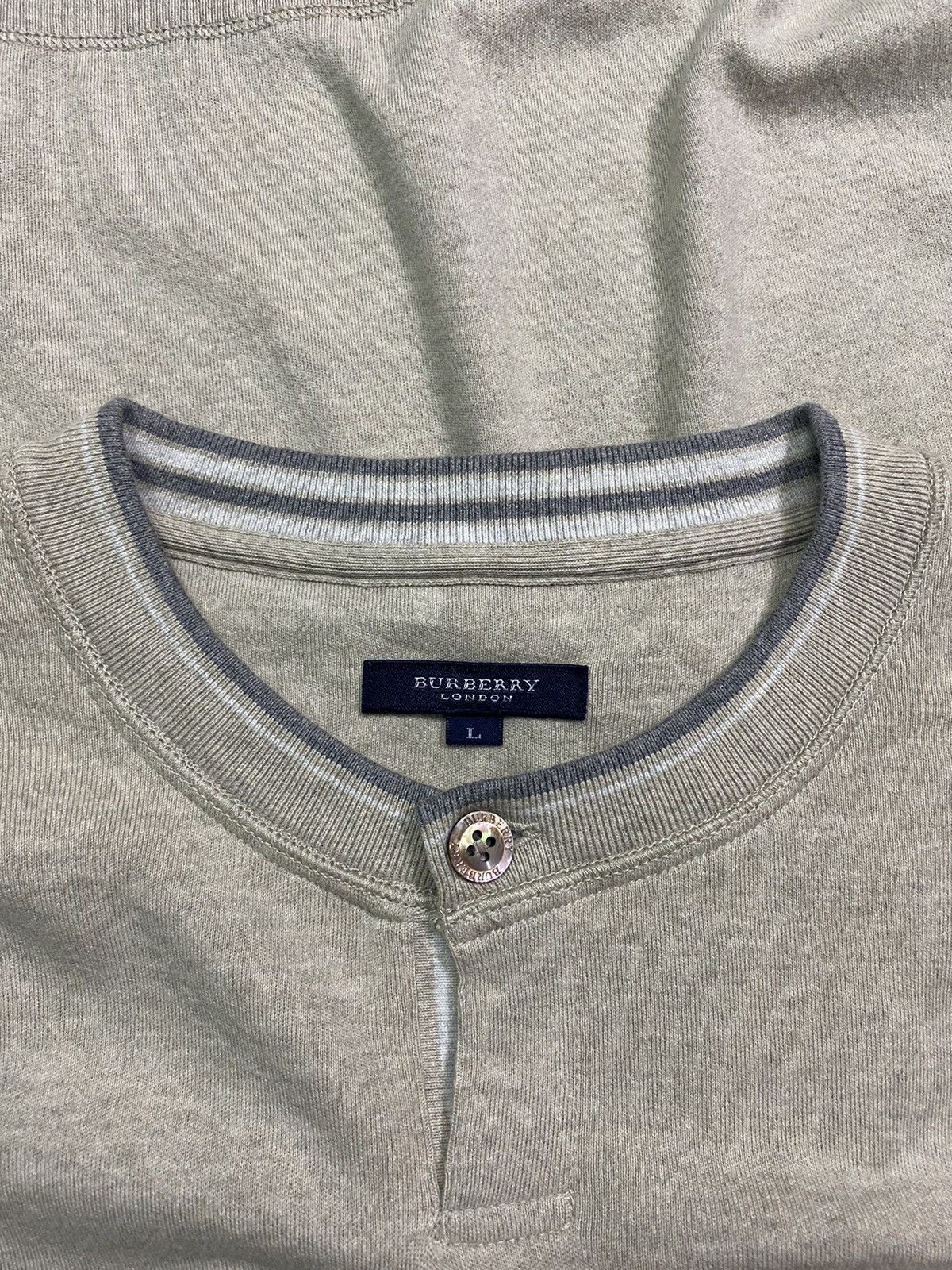 Burberry AUTHENTIC BURBERRY KNIGHT BIG LOGO SWEATSHIRT Size US M / EU 48-50 / 2 - 6 Thumbnail