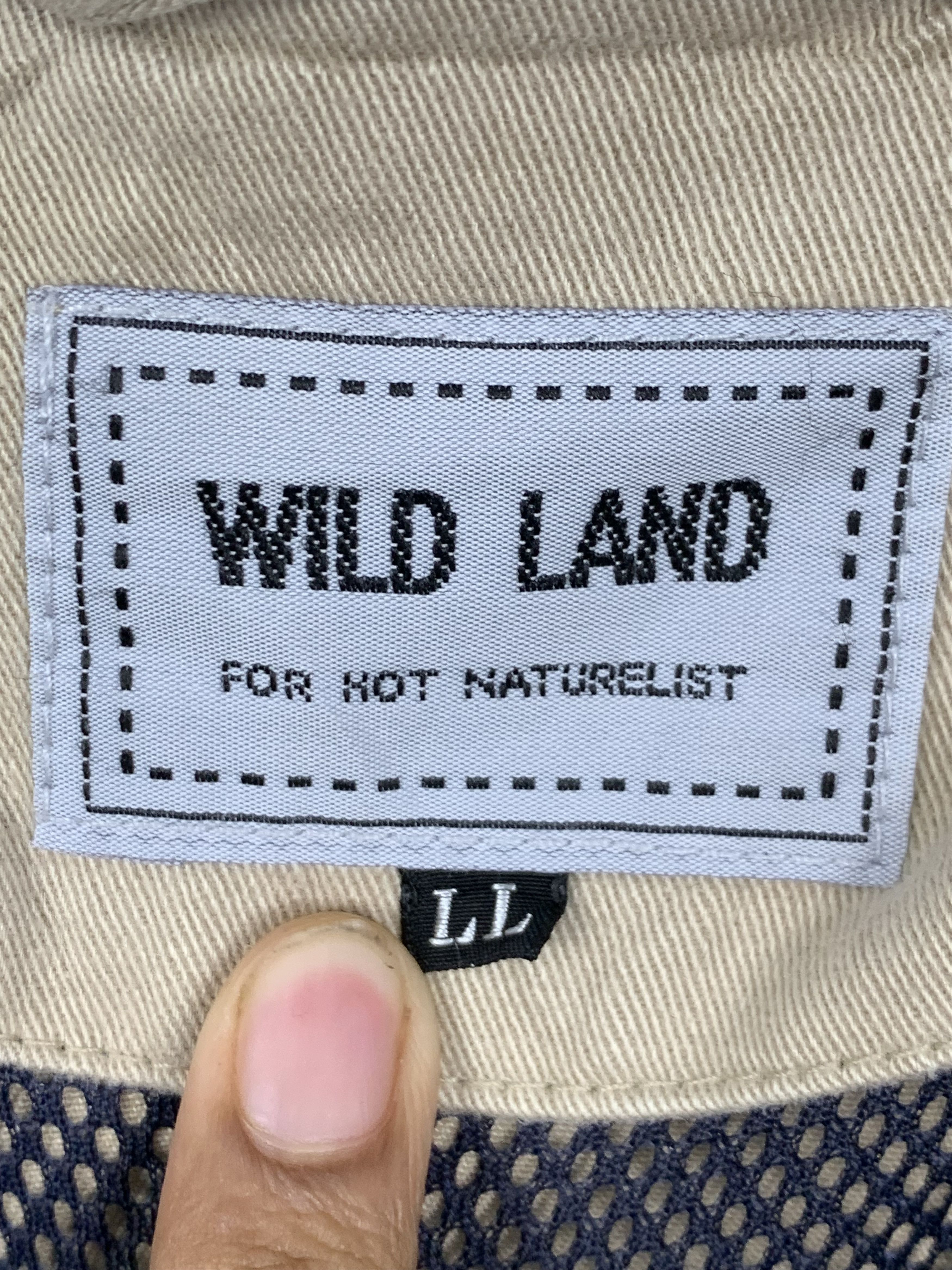 Japanese Brand Vintage WILD LAND Khaki Zip Multi Pocket vests Size US M / EU 48-50 / 2 - 13 Thumbnail