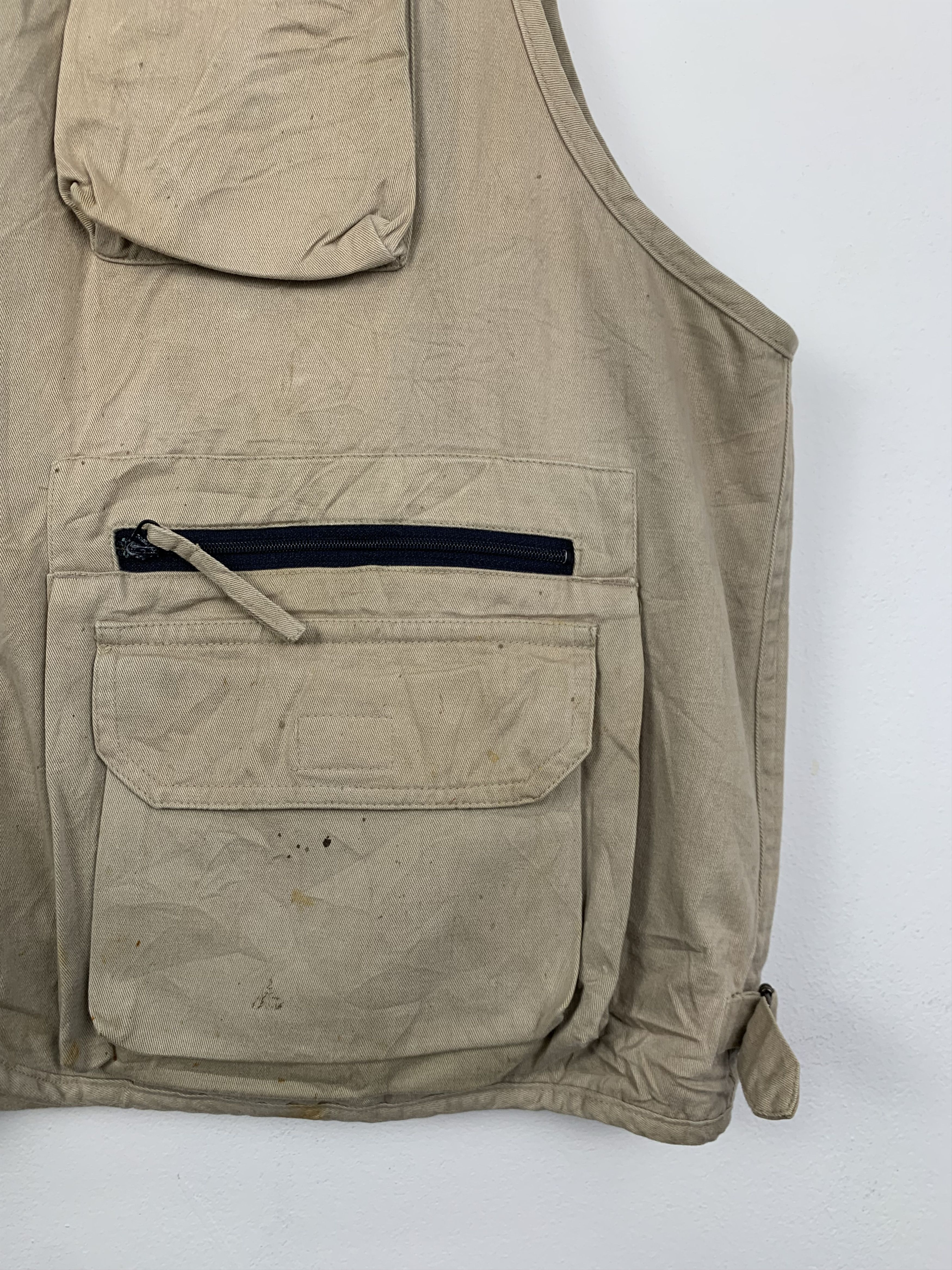Japanese Brand Vintage WILD LAND Khaki Zip Multi Pocket vests Size US M / EU 48-50 / 2 - 3 Thumbnail
