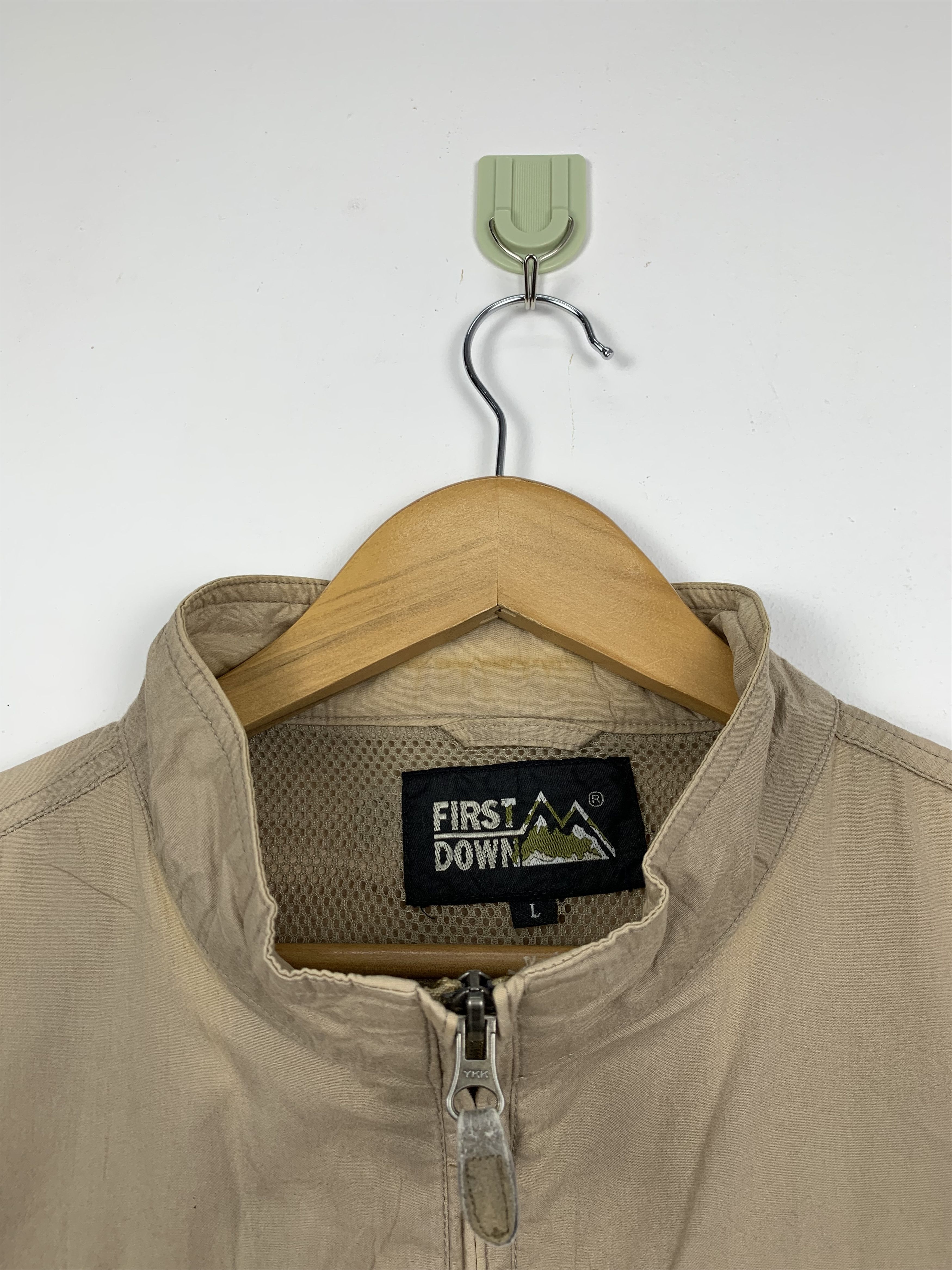 Japanese Brand FIRST DOWN Multi Pocket Zip Up Vests Size US S / EU 44-46 / 1 - 5 Thumbnail