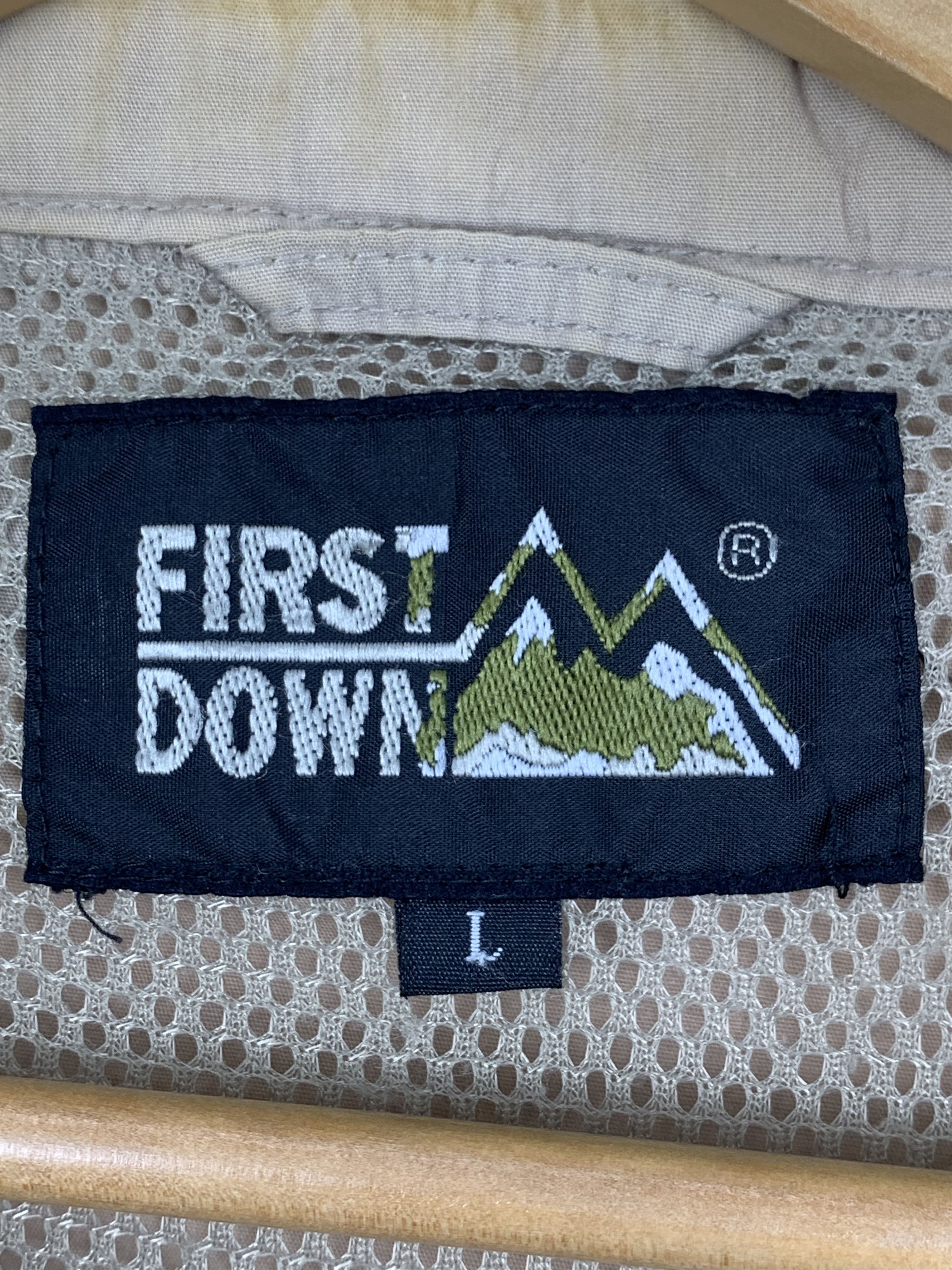 Japanese Brand FIRST DOWN Multi Pocket Zip Up Vests Size US S / EU 44-46 / 1 - 13 Thumbnail