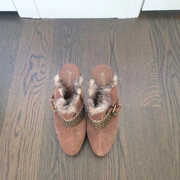 Michael Kors MMK Collette Studded Fur Trim Clog Cozy Fall Travel Winter Size US 9 / IT 39 - 7 Thumbnail