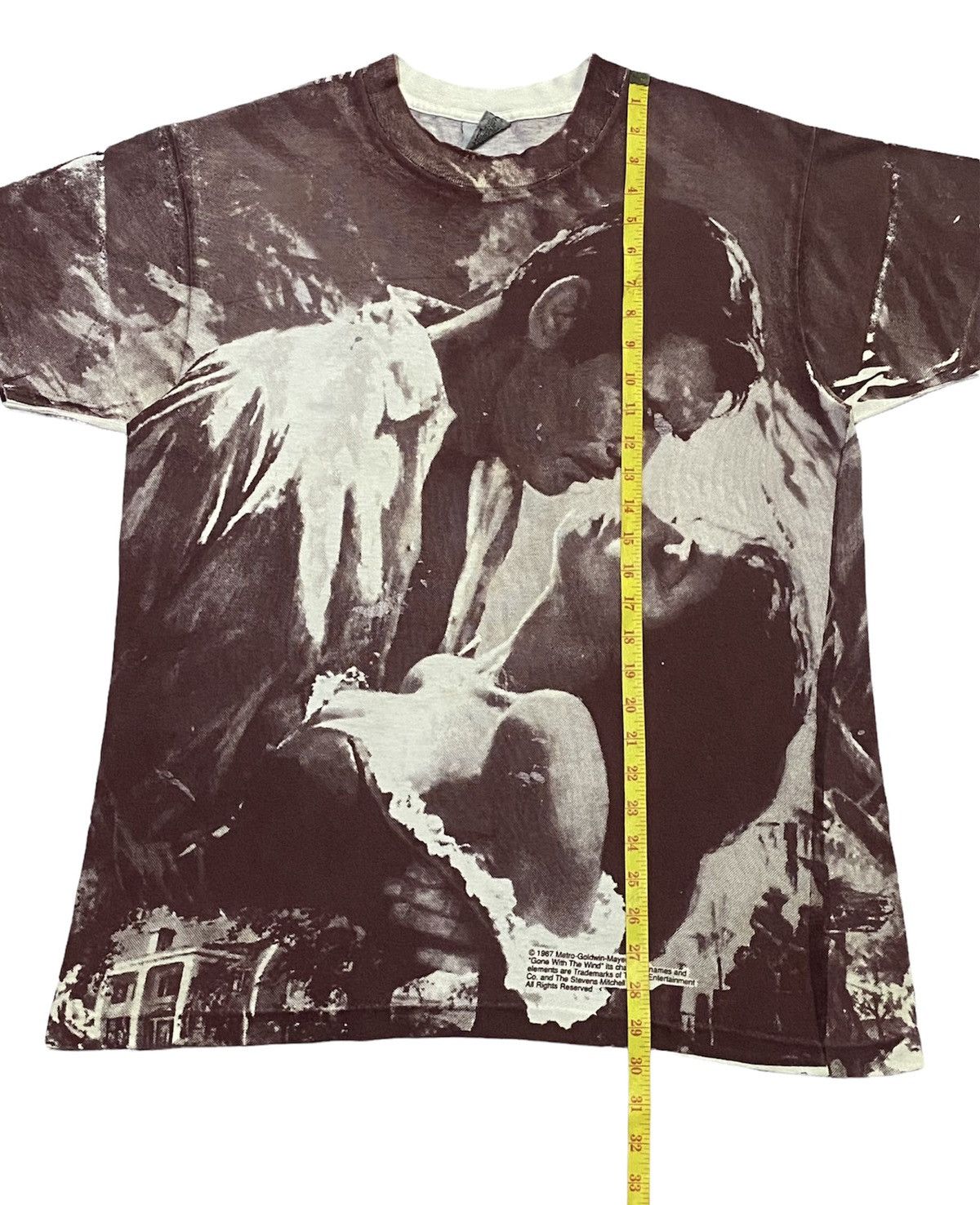 Vintage Vintage 90s Gone With The Wind Full Print Movie Shirt Size US L / EU 52-54 / 3 - 5 Thumbnail