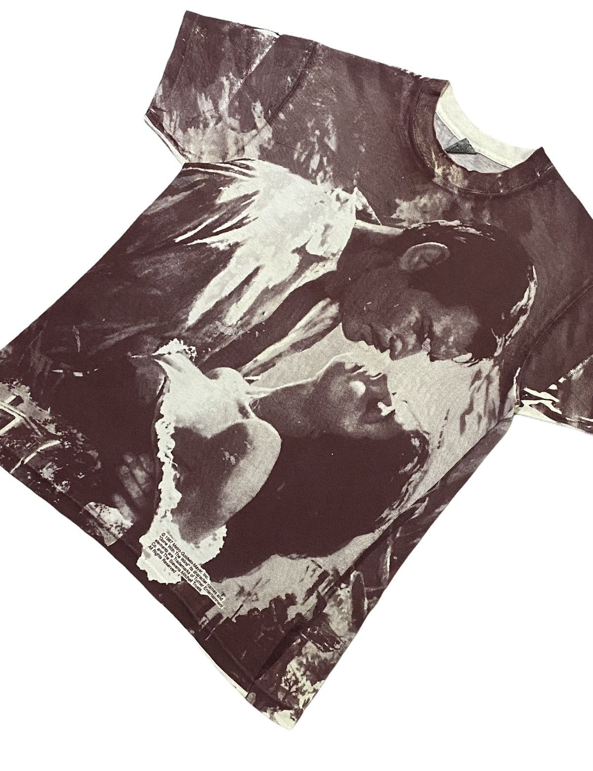 Vintage Vintage 90s Gone With The Wind Full Print Movie Shirt Size US L / EU 52-54 / 3 - 16 Thumbnail