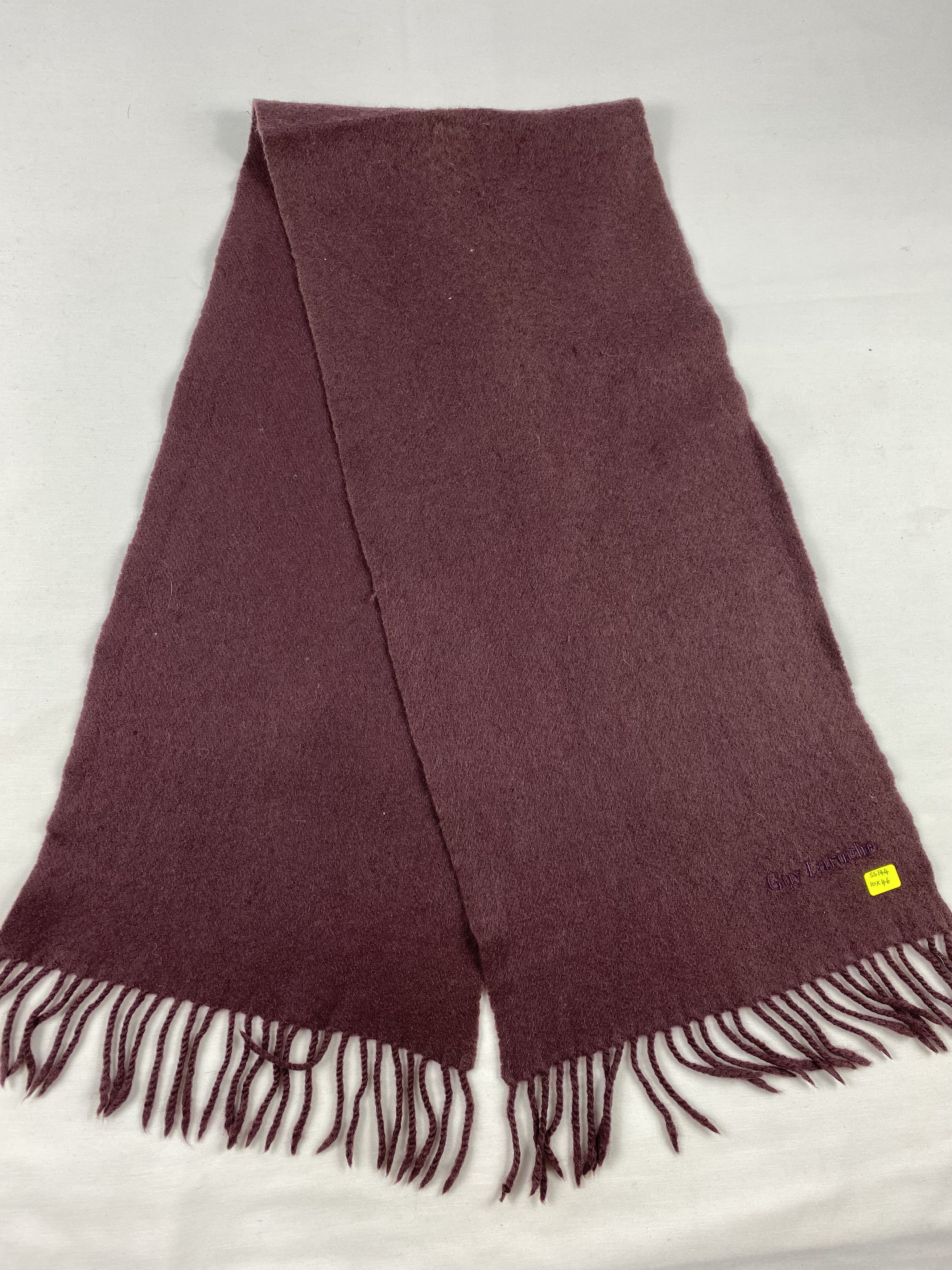 Guy Laroche Guy Laroche Scarf / Muffler / Neckwear Size ONE SIZE - 5 Thumbnail