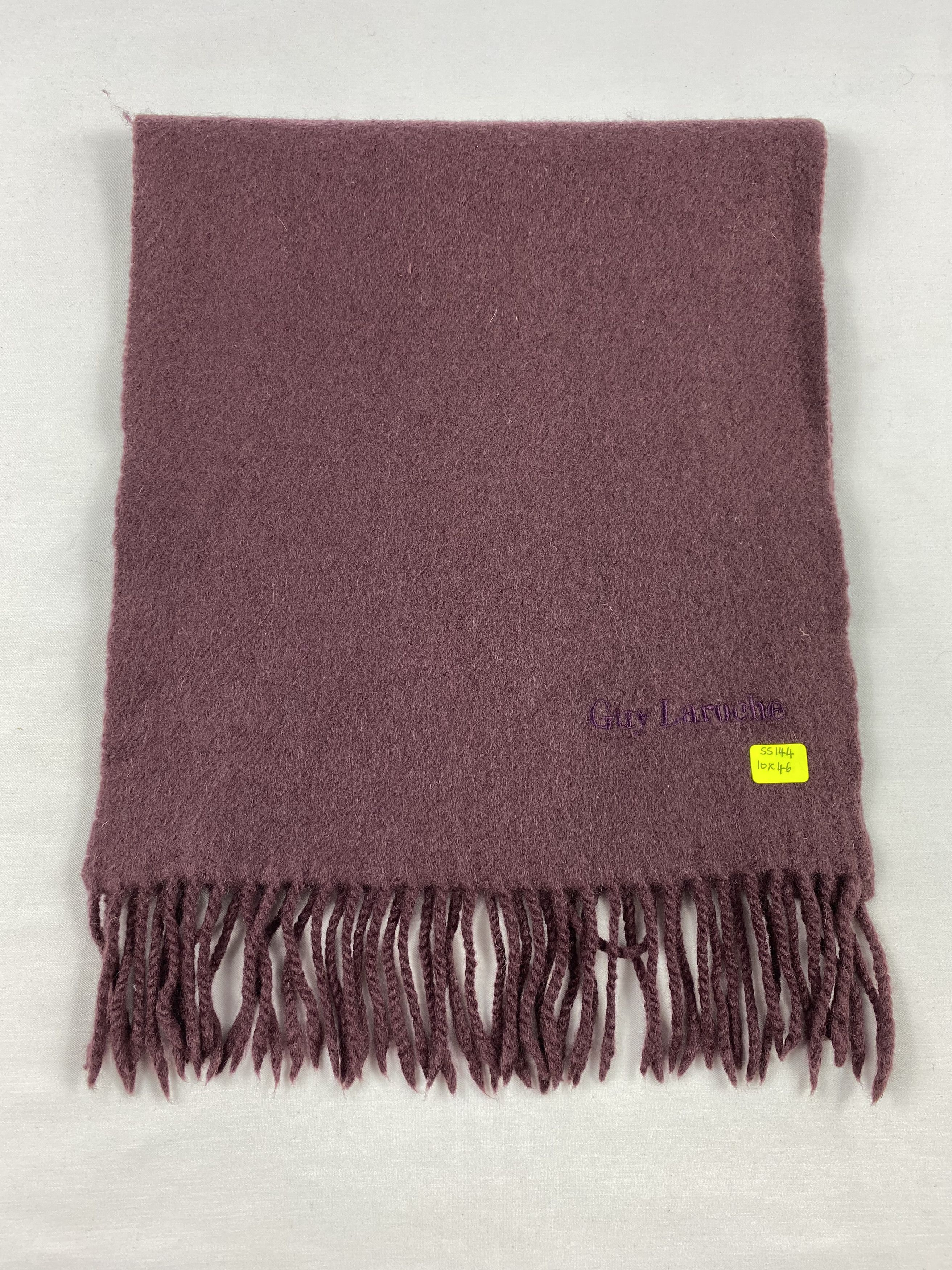 Guy Laroche Guy Laroche Scarf / Muffler / Neckwear Size ONE SIZE - 3 Thumbnail