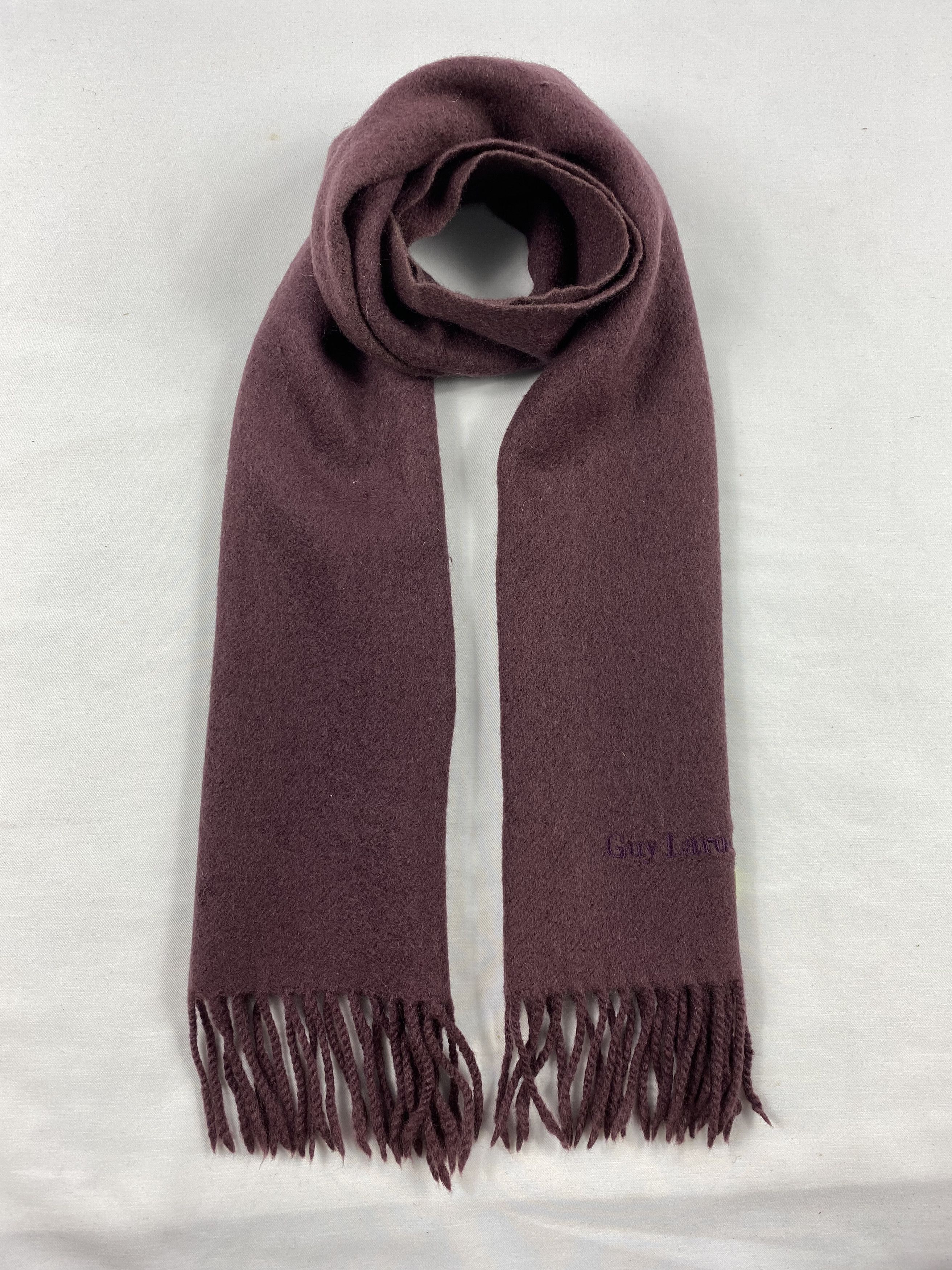 Guy Laroche Guy Laroche Scarf / Muffler / Neckwear Size ONE SIZE - 1 Thumbnail