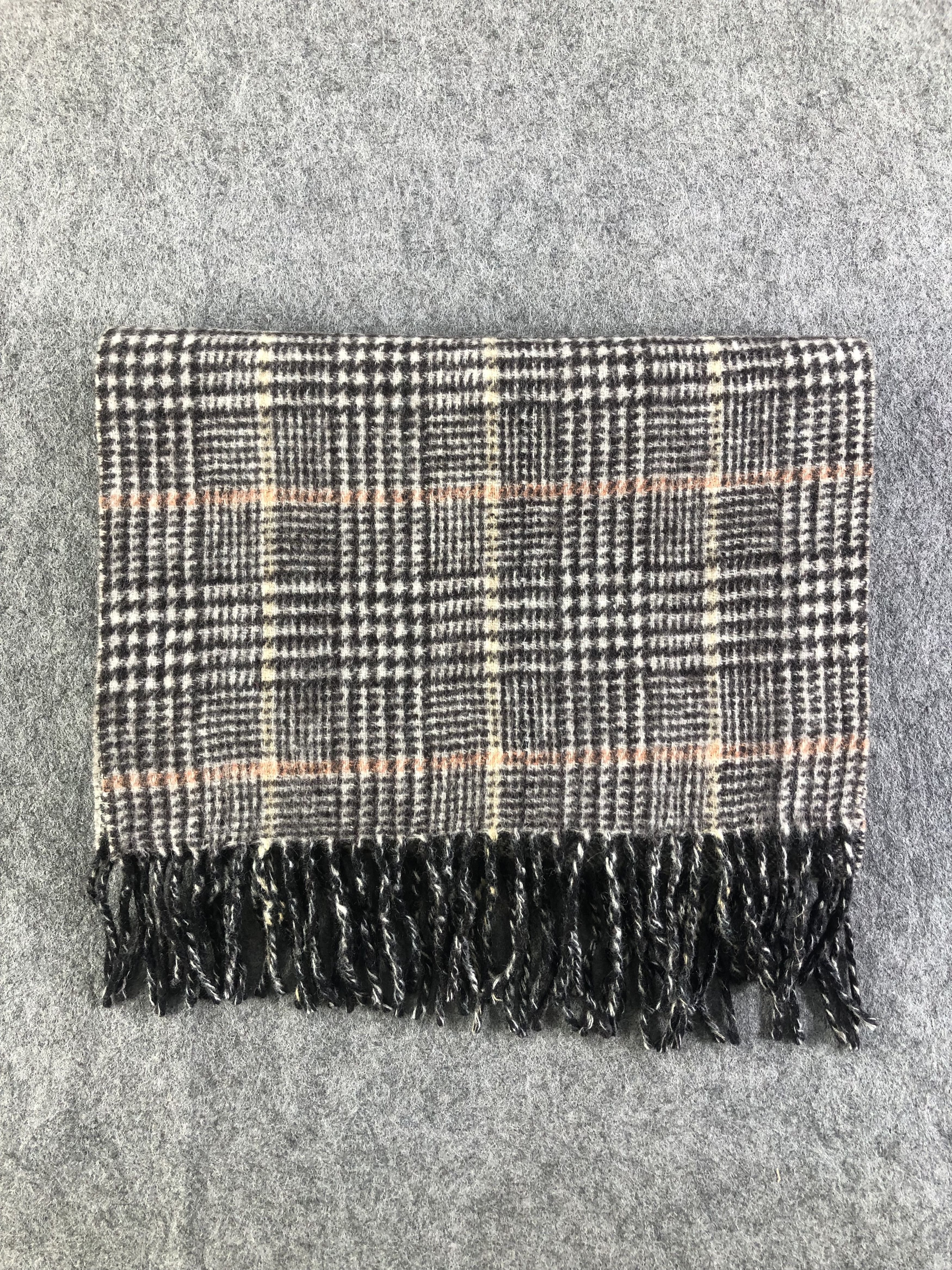 Takeo Kikuchi Takeo Kikuchi Scarf / Muffler / Neckwear Size ONE SIZE - 6 Thumbnail