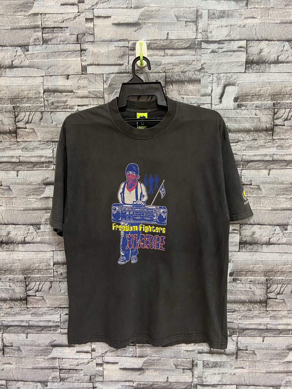 Xlarge Vintage Xlarge t shirt Freedom fighters fit L Size US L / EU 52-54 / 3 - 2 Thumbnail