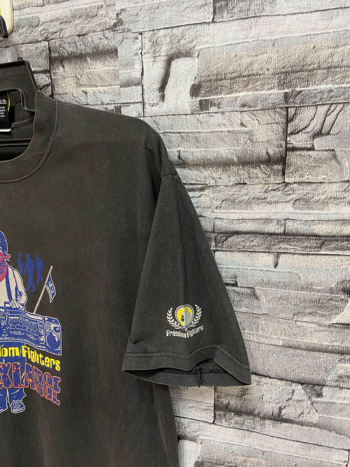 Xlarge Vintage Xlarge t shirt Freedom fighters fit L Size US L / EU 52-54 / 3 - 8 Thumbnail