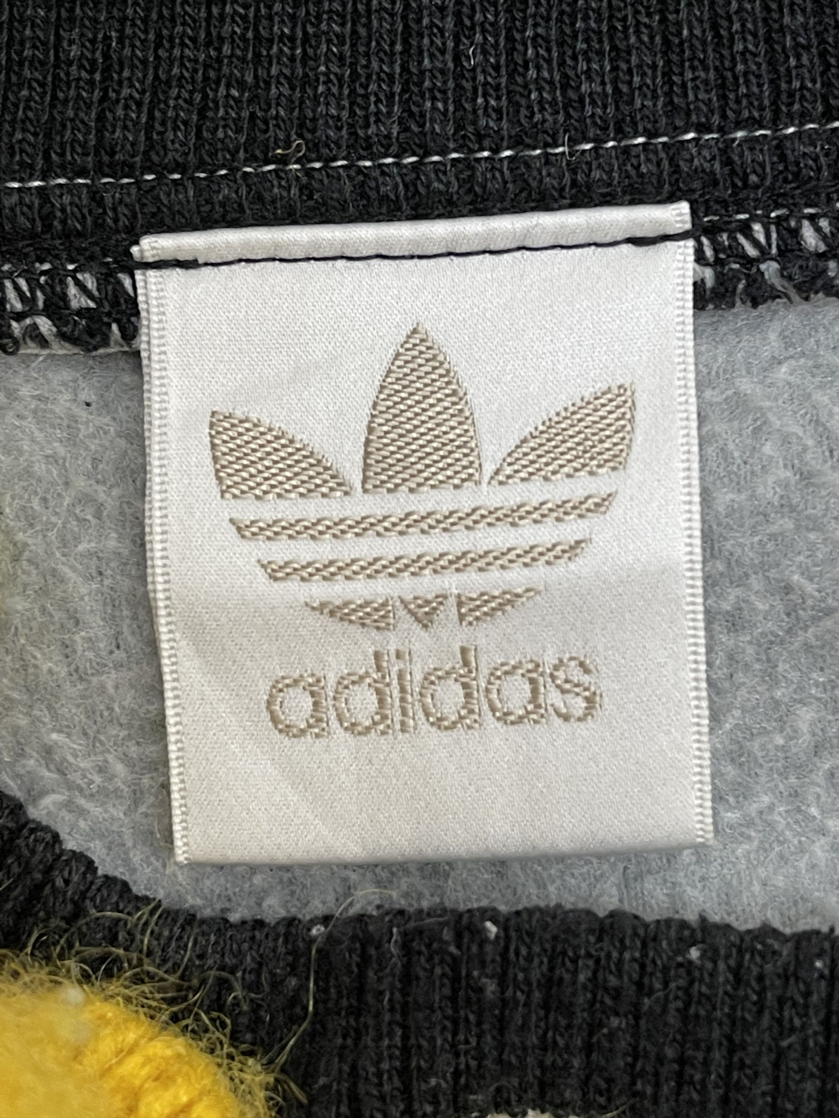 Adidas Vintage Adidas Sweatshirt Size US L / EU 52-54 / 3 - 8 Thumbnail