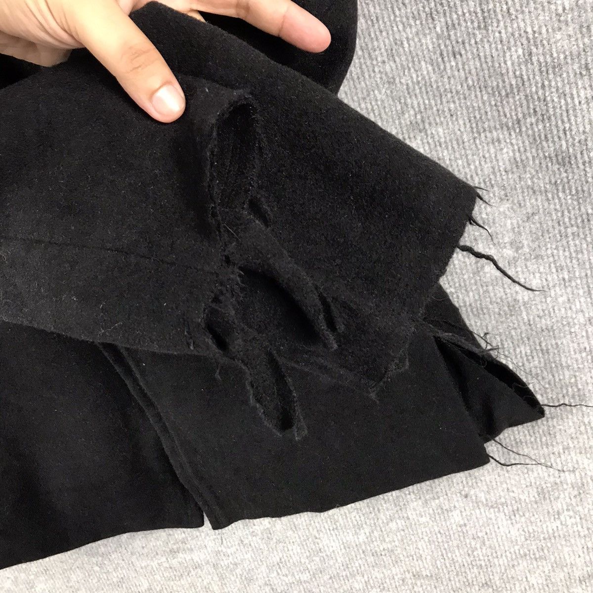 Yohji Yamamoto YOHJI YAMAMOTO FASHION DISTRESSED COAT JACKET Size US S / EU 44-46 / 1 - 5 Thumbnail