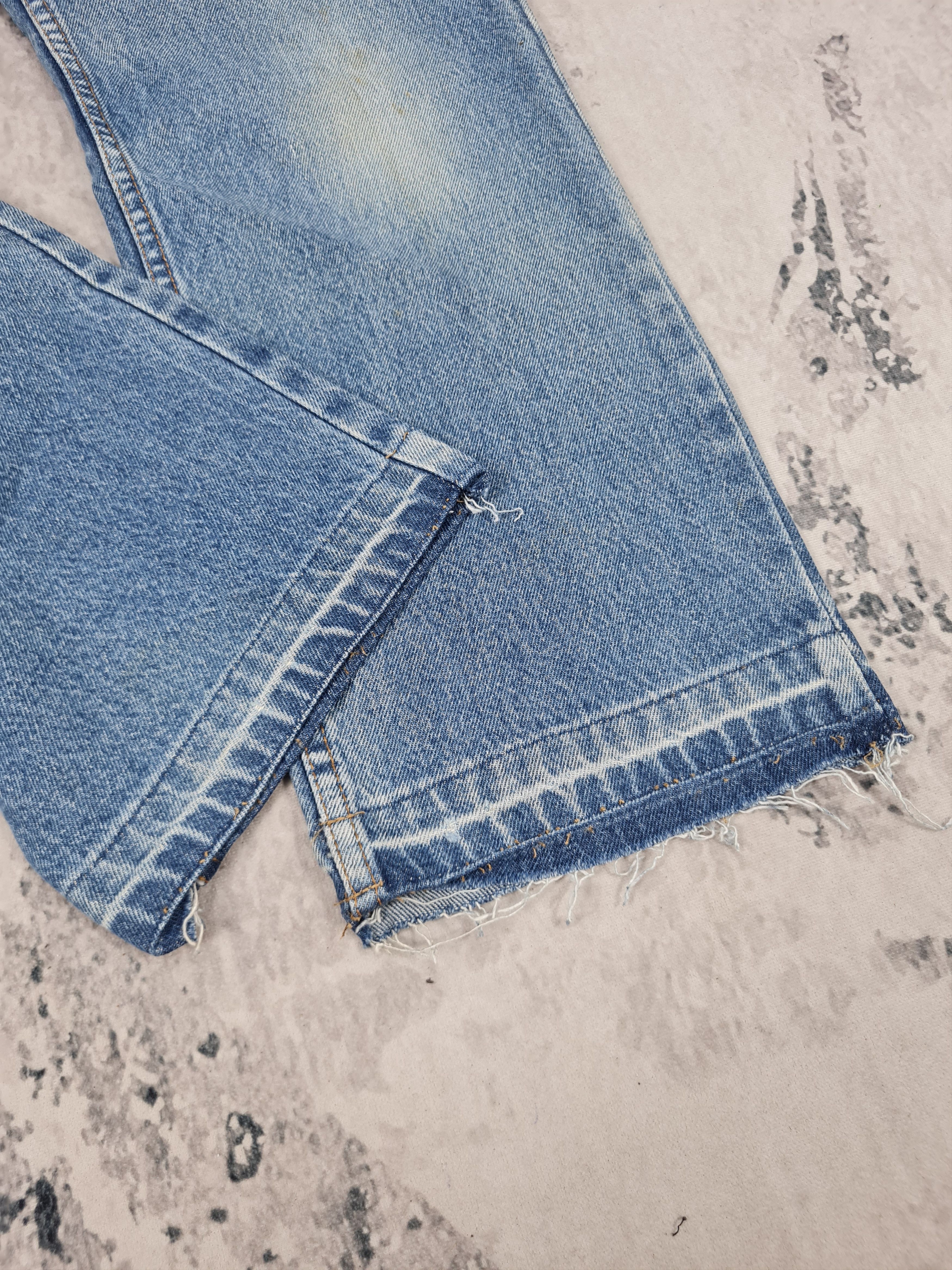Vtg LEVIS 210 Orange Tab Sun Faded Size 28x28 Jeans L0043
