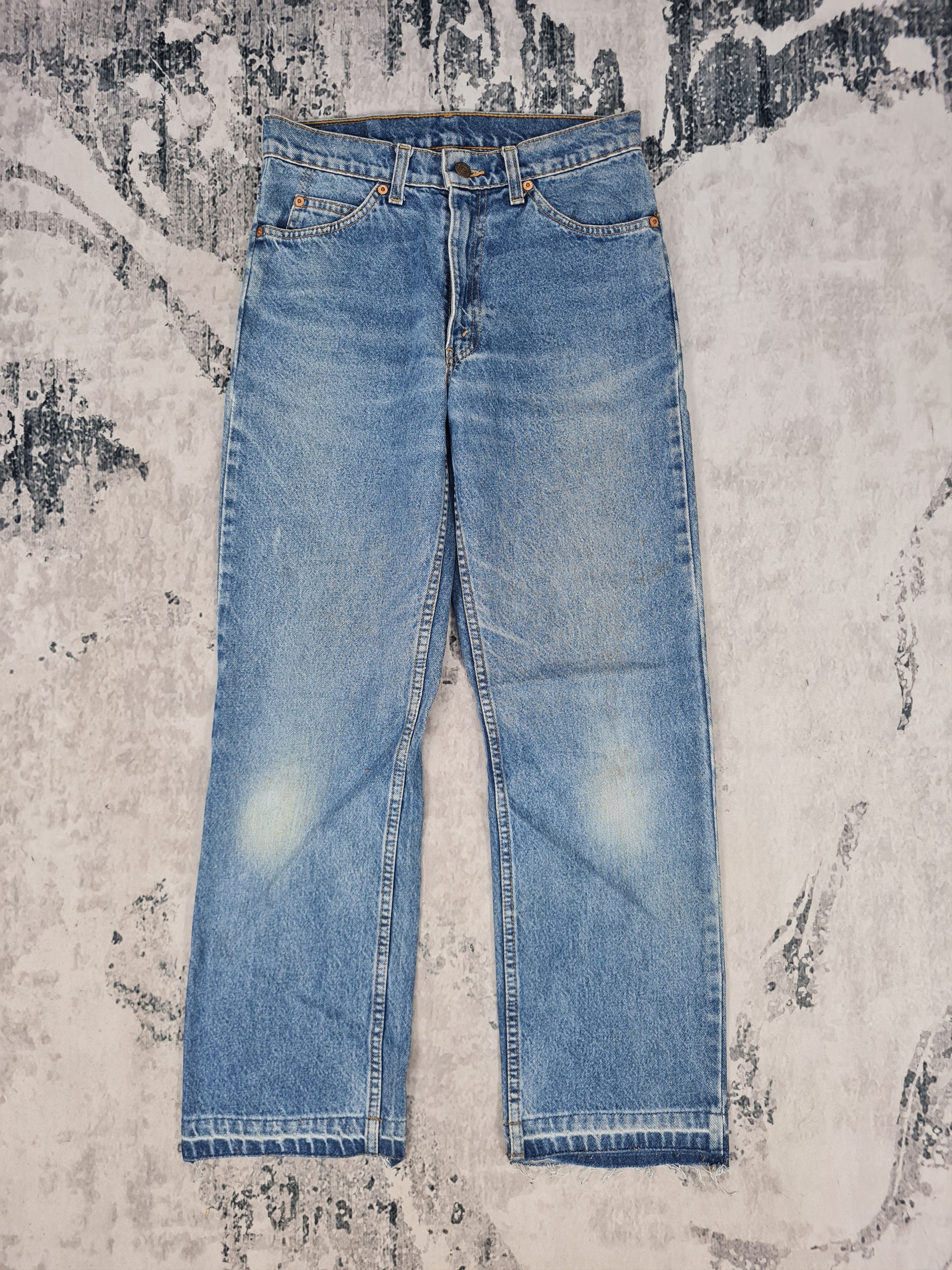 Vtg LEVIS 210 Orange Tab Sun Faded Size 28x28 Jeans L0043