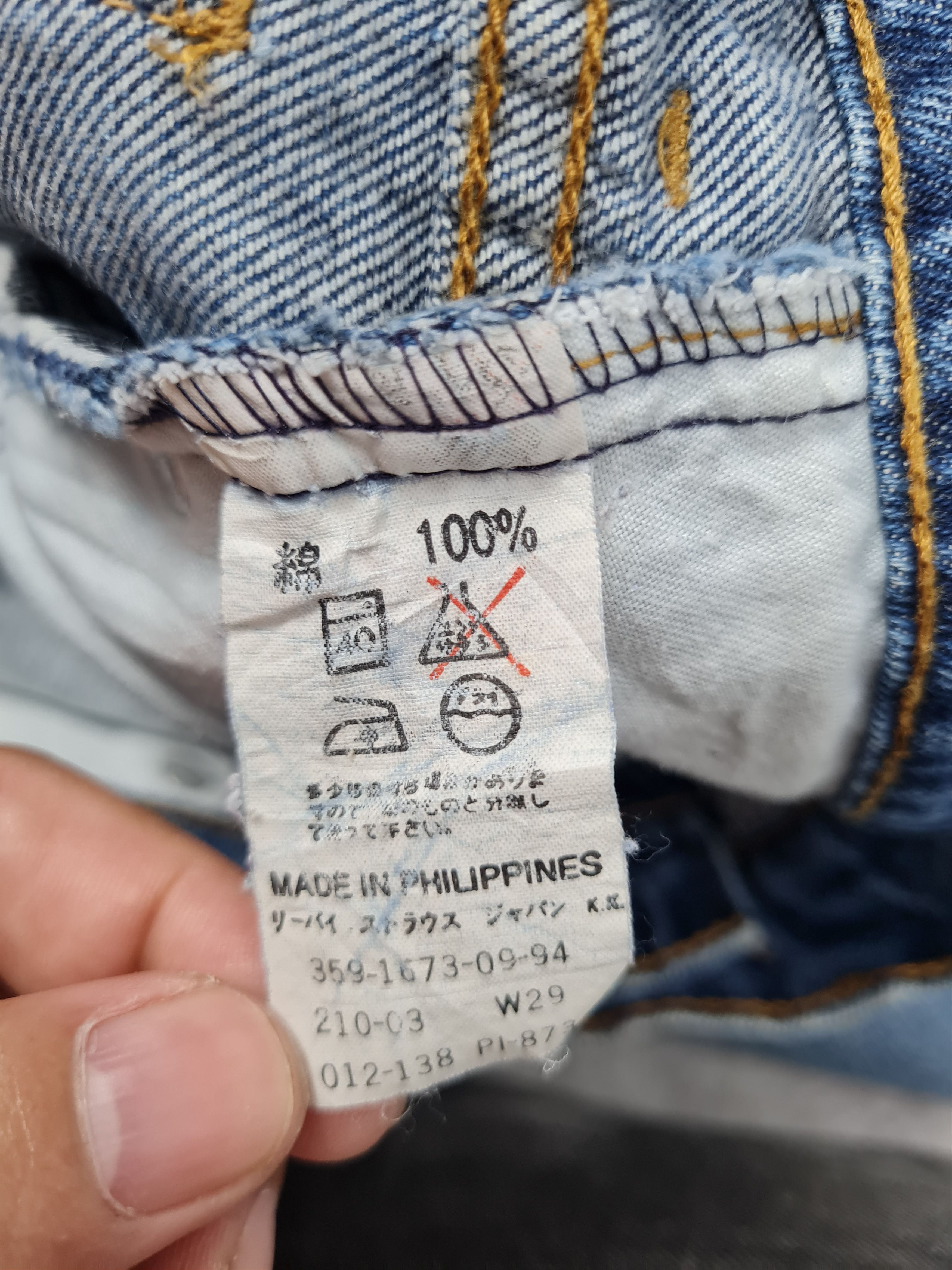 Vtg LEVIS 210 Orange Tab Sun Faded Size 28x28 Jeans L0043