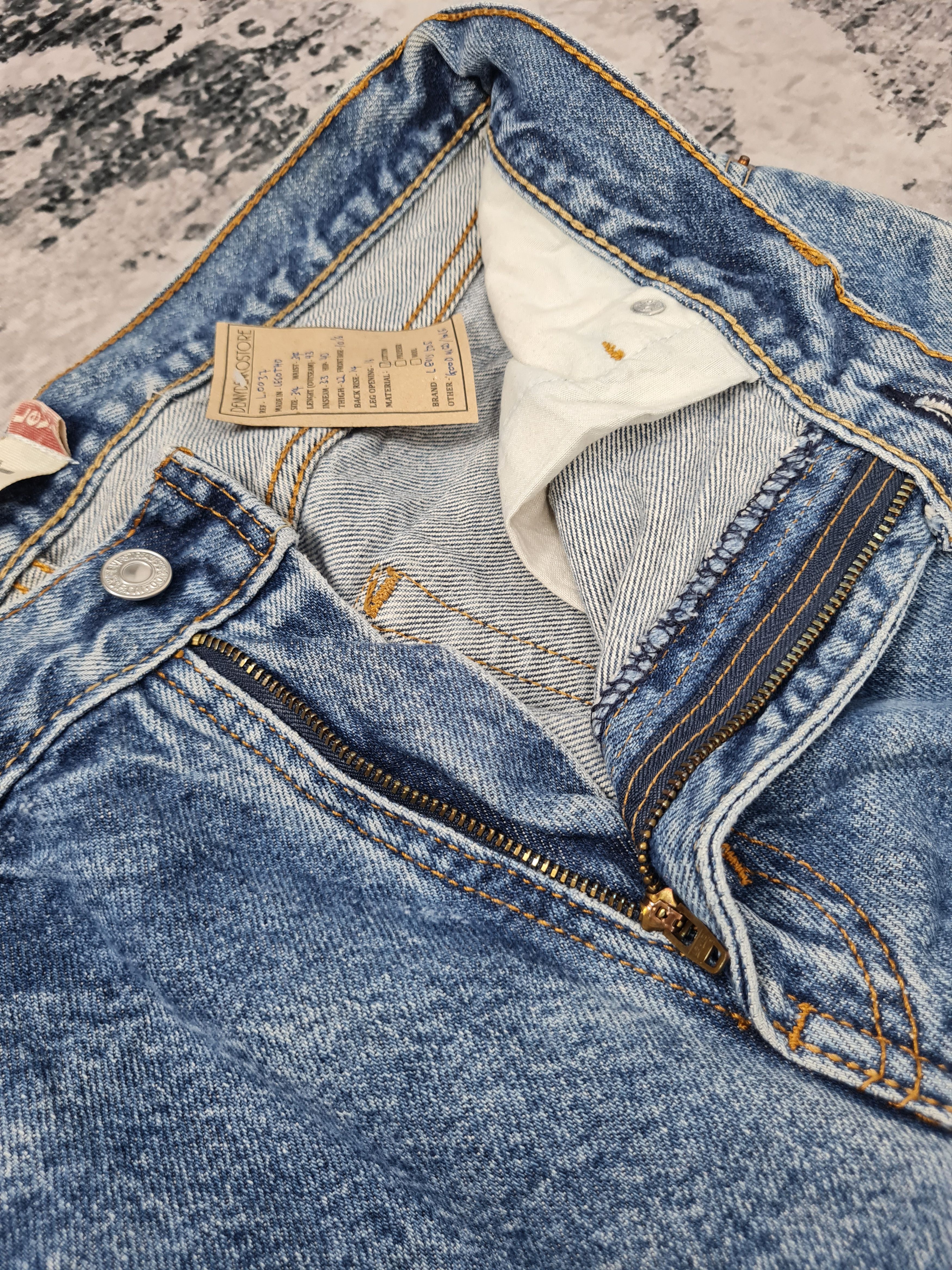 Levi's Vintage Clothing VTG LEVIS 505 Stone Wash Distressed Size 34x33 Jeans L0037 Size US 34 / EU 50 - 10 Thumbnail