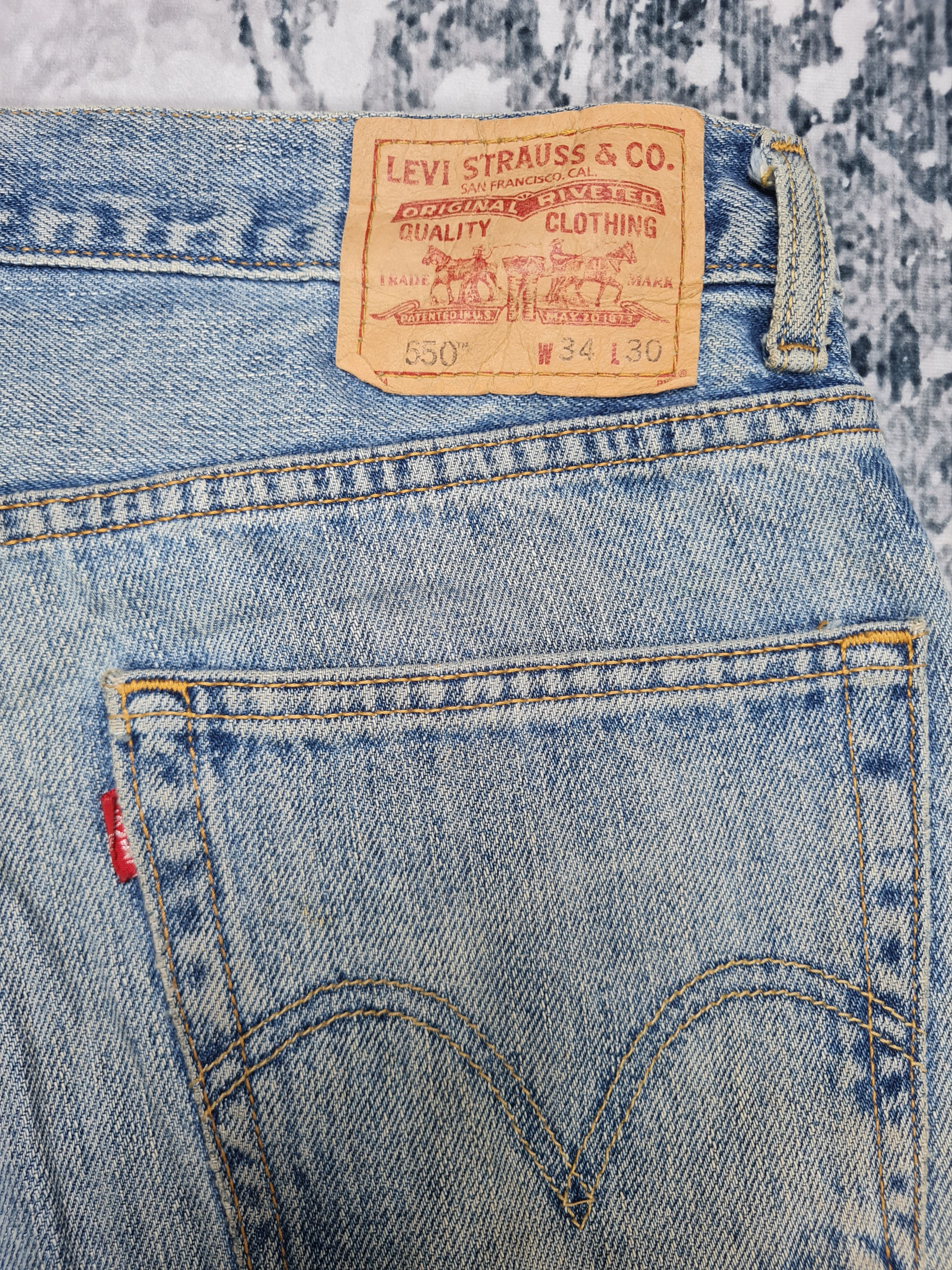 Levi's Vintage LEVIS 550 Light Wash Rusty Size 35X30 Jeans L0205 Size US 35 - 8 Thumbnail