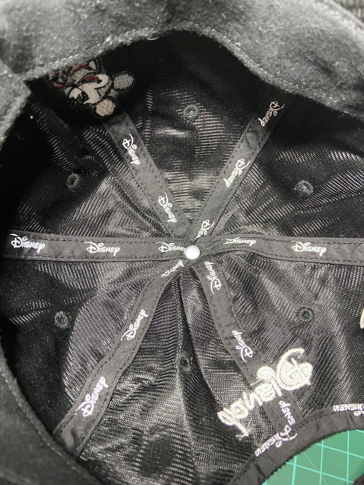 Disney MICKEY MOUSE CORDUROY LEATHERSKIN CAP Size ONE SIZE - 5 Thumbnail
