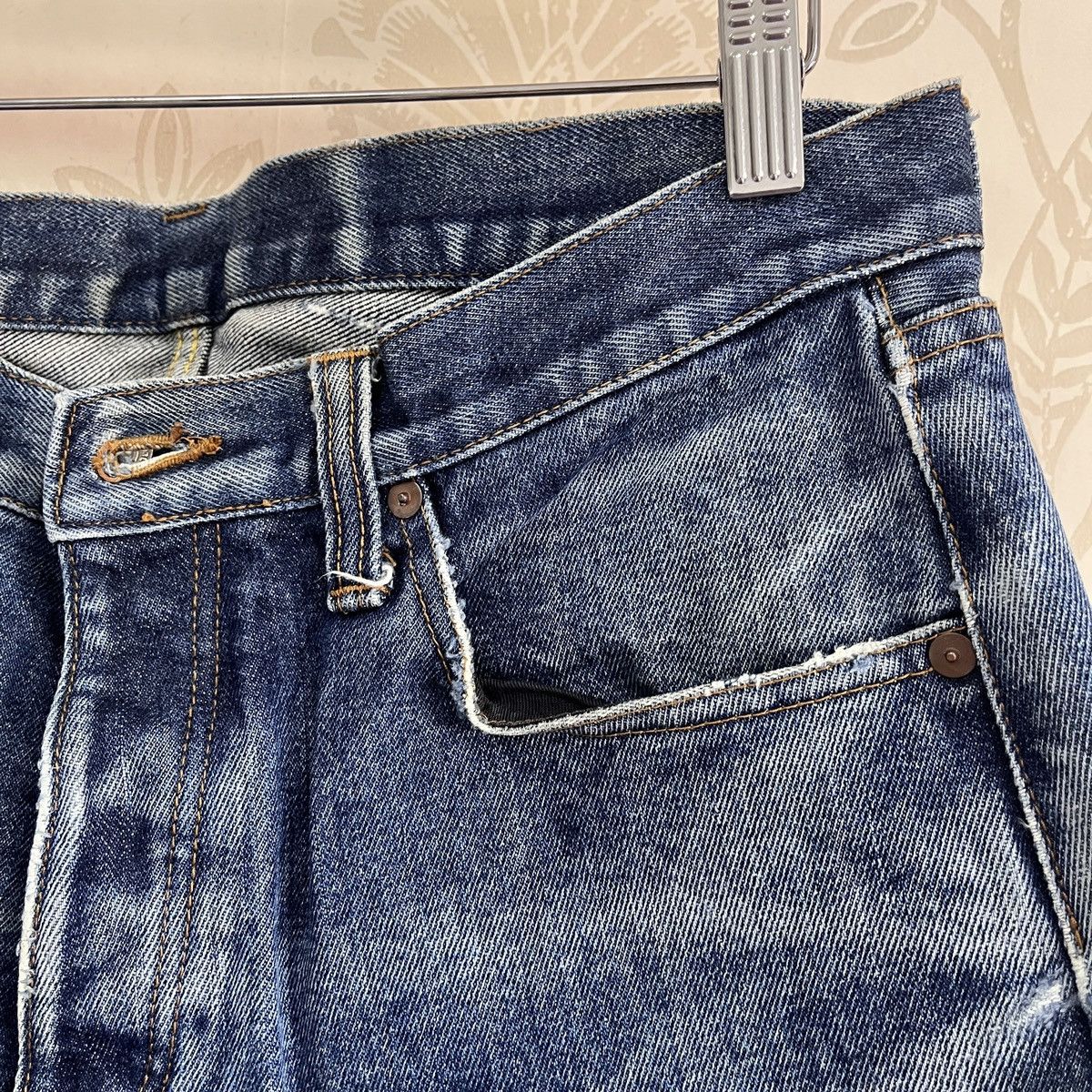Vintage GRAILS Kojima Genes Japan Blue Buttons Distressed Denim Size US 34 / EU 50 - 7 Thumbnail