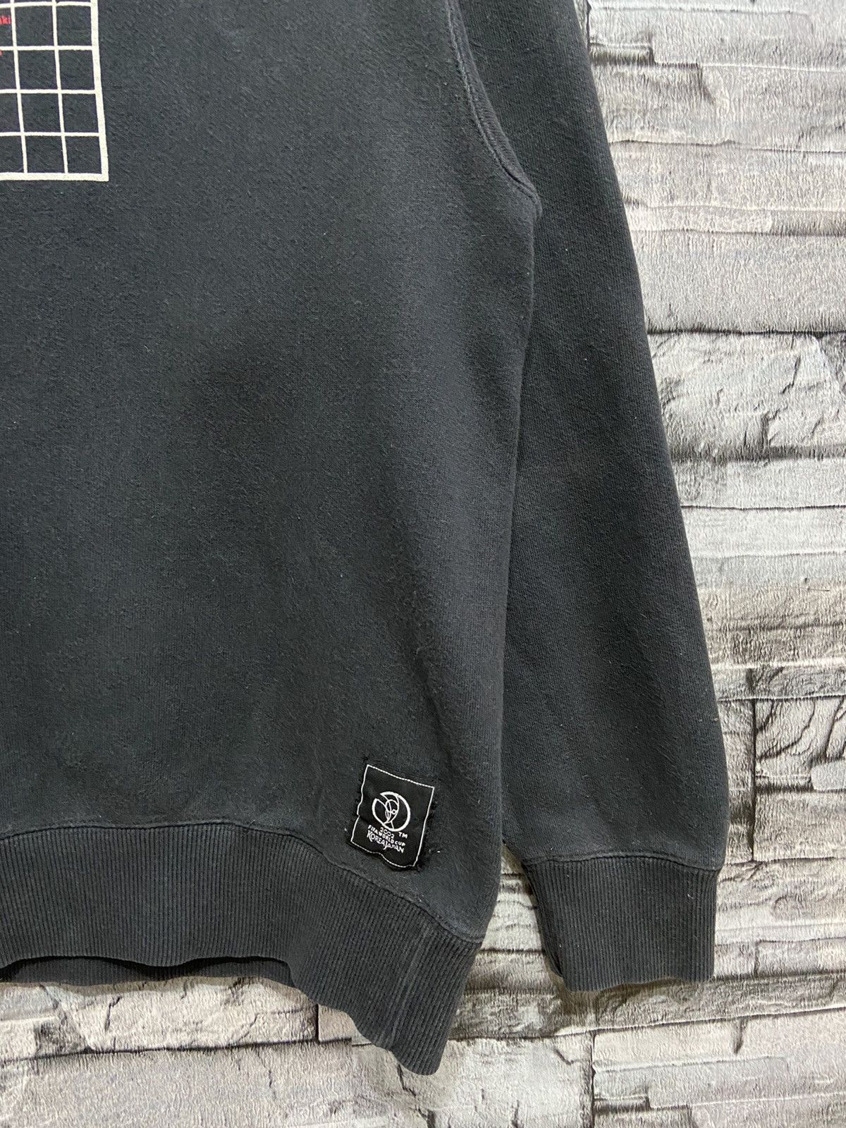 Japanese Brand Vintage Fifa Korea Japan Sweatshirt big logo map fit L Size US L / EU 52-54 / 3 - 5 Thumbnail
