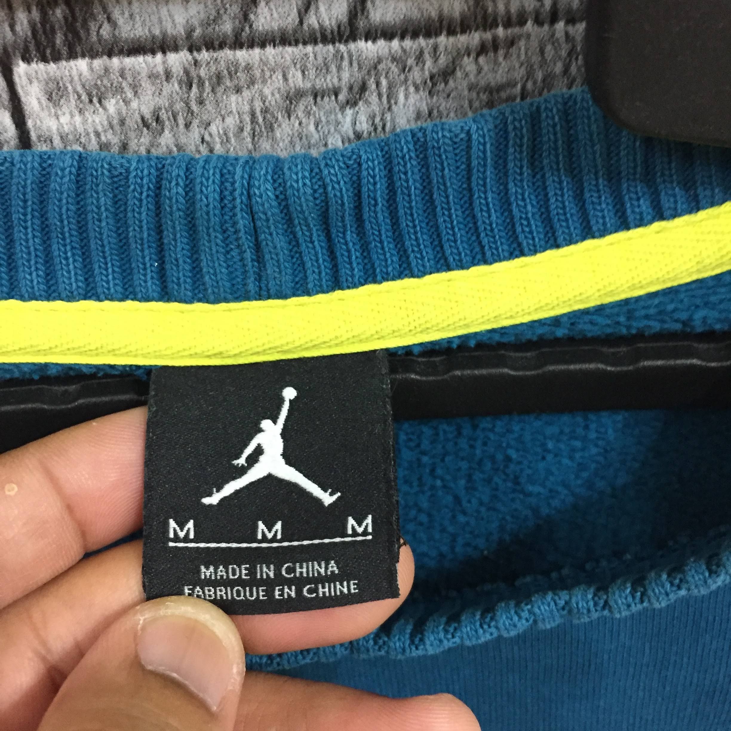 Jordan Brand Vintage Air Jordan sweatshirt small logo embroidered Size US M / EU 48-50 / 2 - 3 Thumbnail