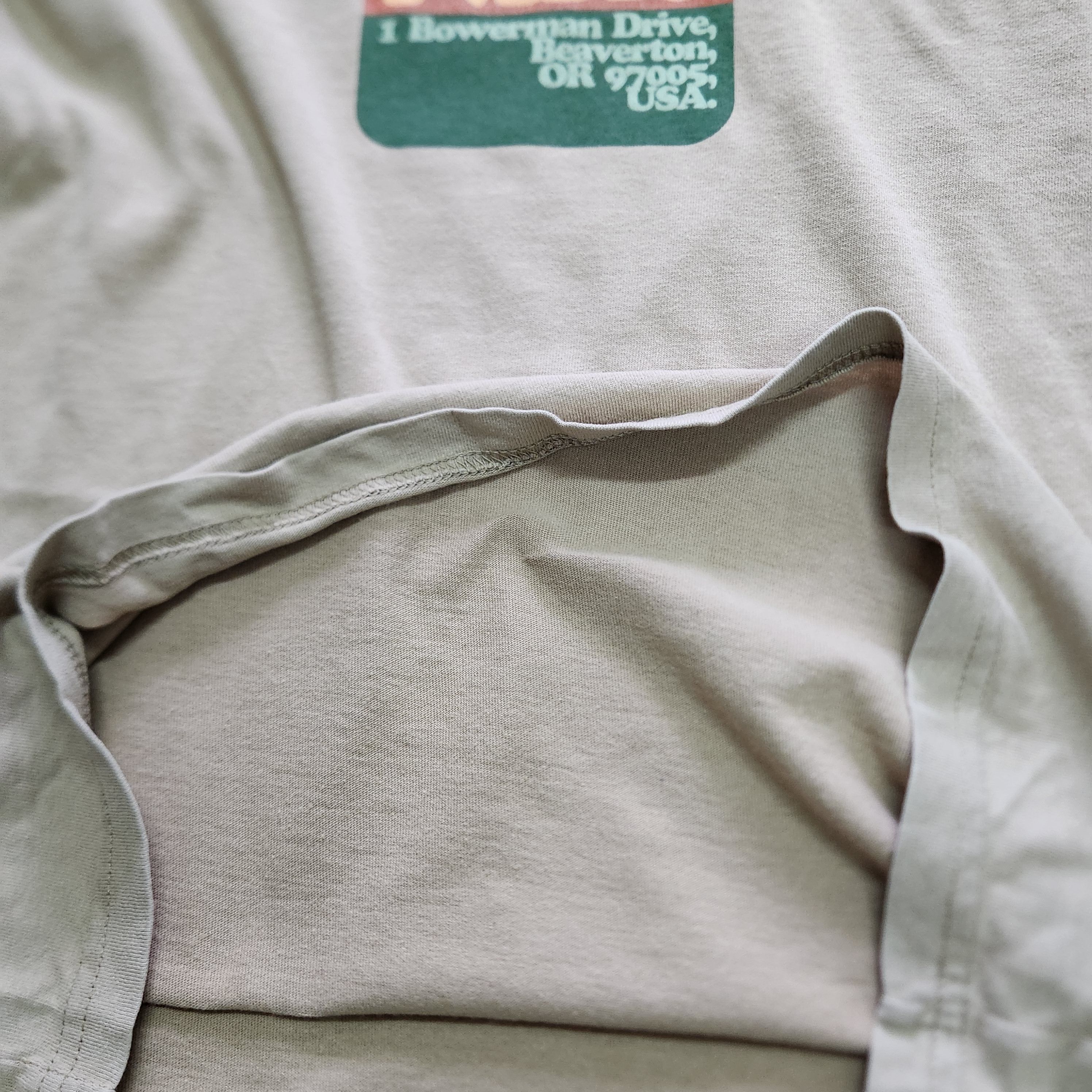 Nike × Vintage Vintage Nike TShirt 1 Bowerman Drive Beaverton USA Size US L / EU 52-54 / 3 - 13 Thumbnail