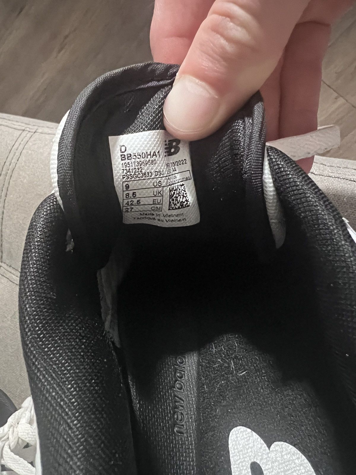 New Balance New balance 550 Panda Size US 9 / EU 42 - 6 Thumbnail