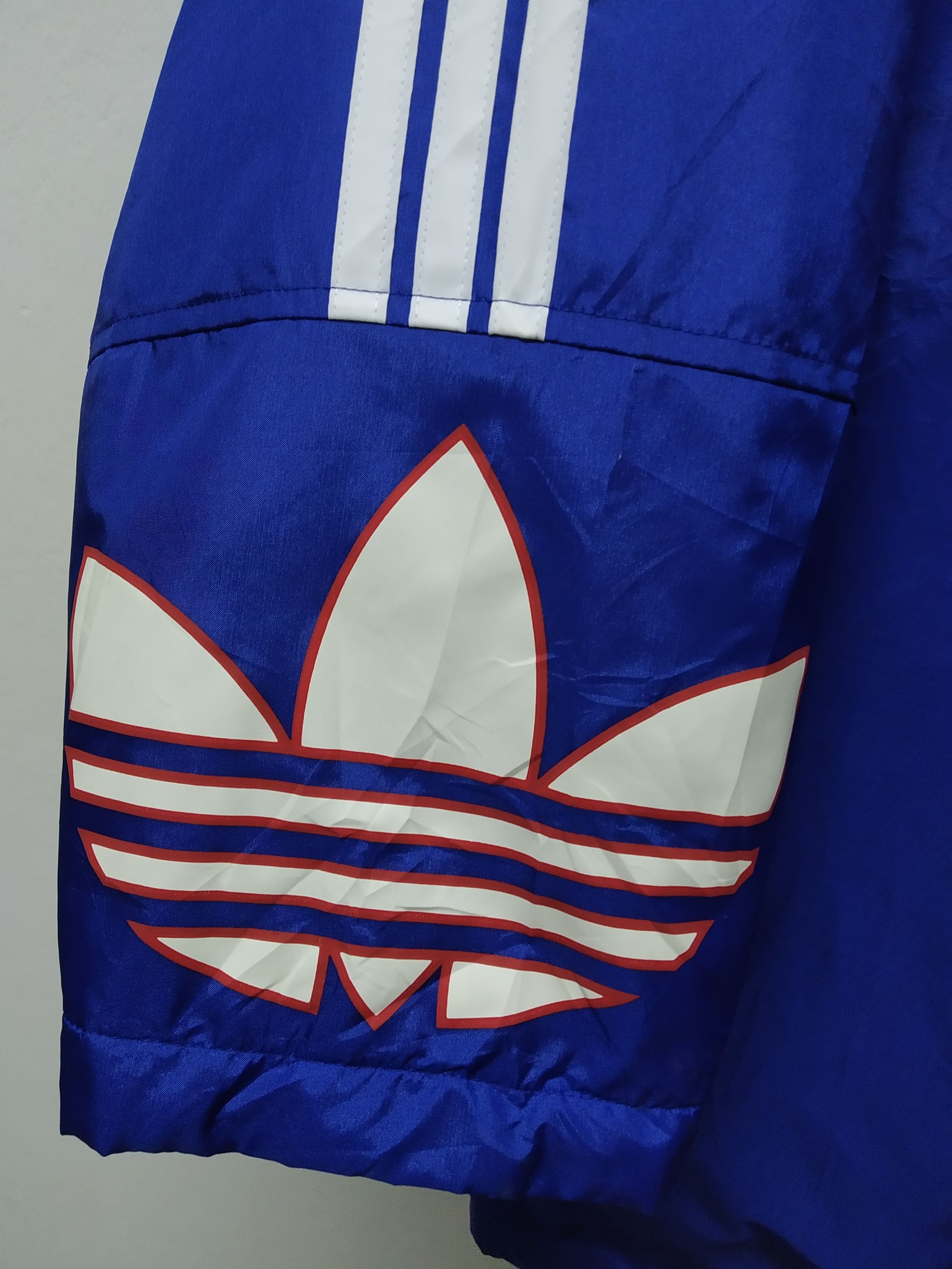 Adidas big logo Adidas vintage Size US M / EU 48-50 / 2 - 6 Thumbnail
