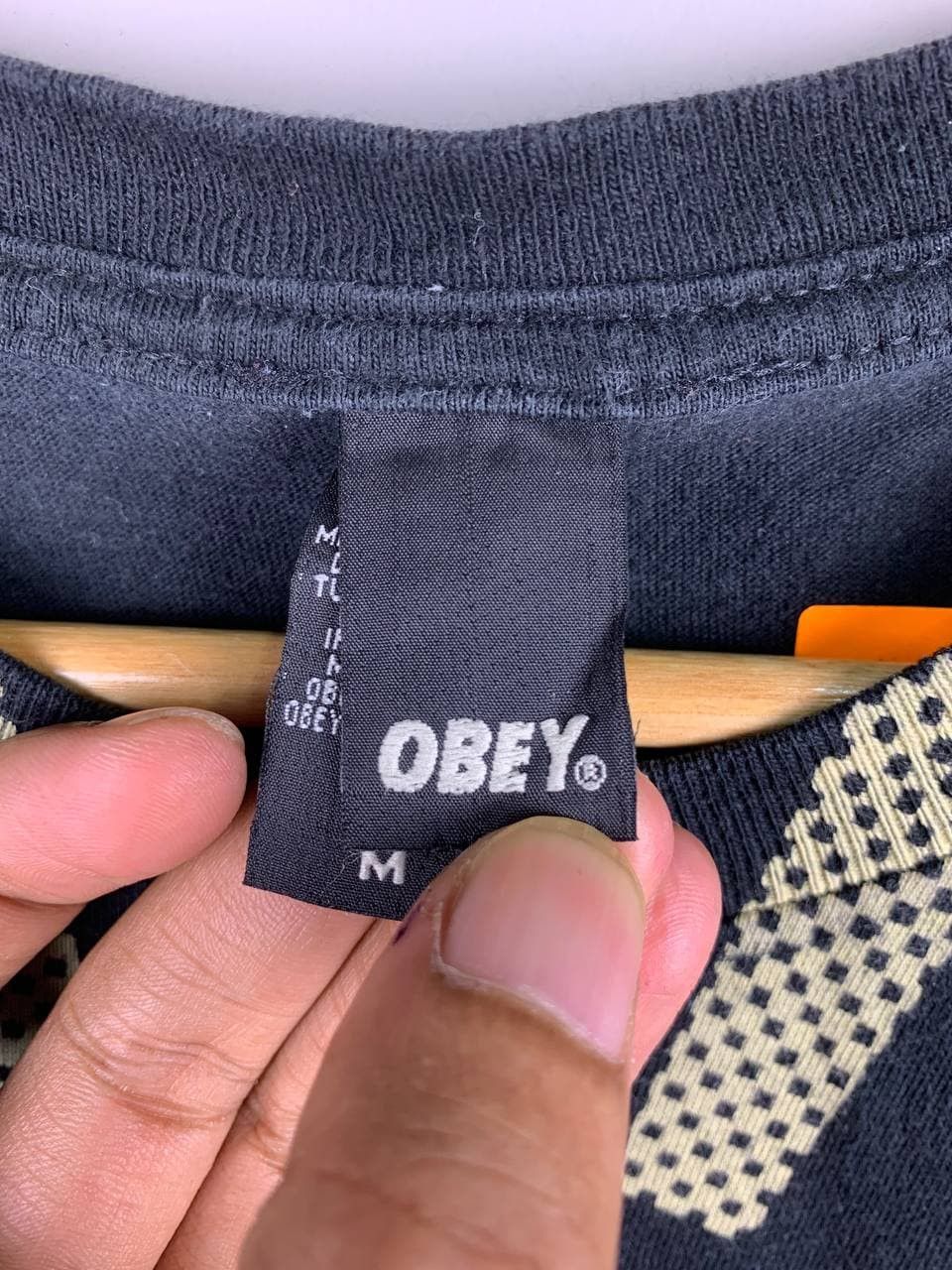 Obey Vintage Obey Allover Print Tee Size US M / EU 48-50 / 2 - 3 Thumbnail