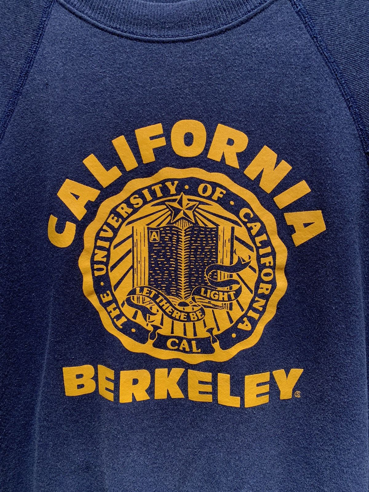 Vintage *RARE* Vintage UC Berkeley Cal USA-Made Sweatshirt - XL Size US XL / EU 56 / 4 - 2 Thumbnail