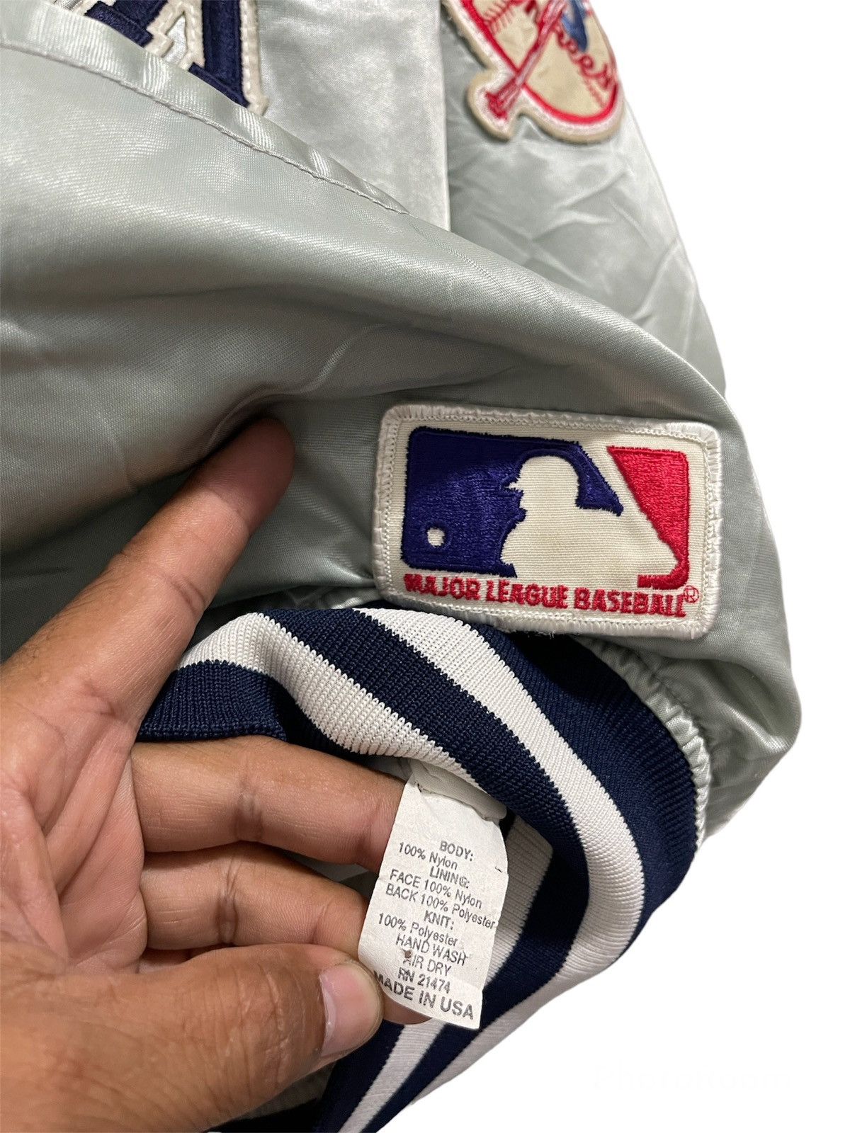MLB VINTAGE YANKEES NEW YORK MLB SATIN VARSITY DISTRESSED JACKET Size US M / EU 48-50 / 2 - 10 Thumbnail